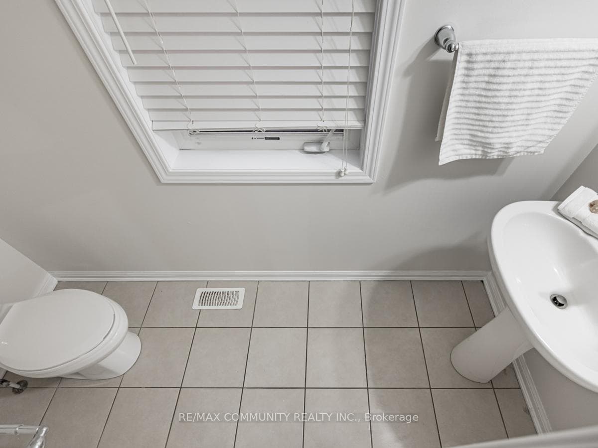 69 Robert Parkinson Drive photo 20