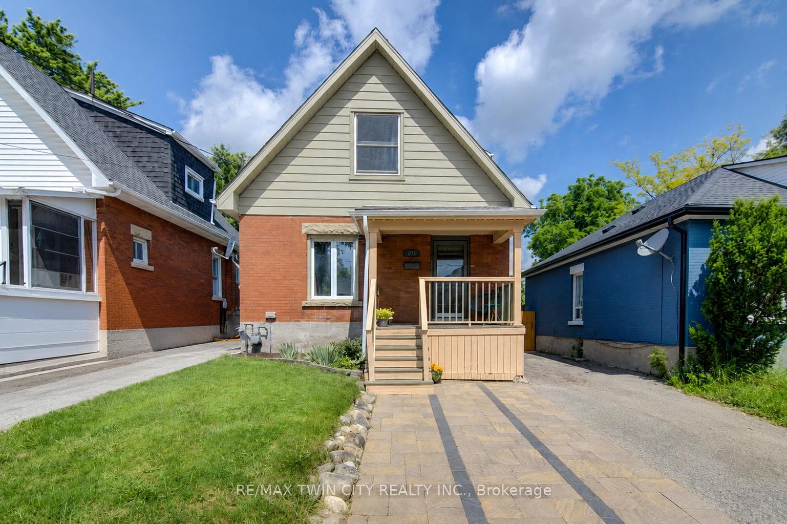 271 London Road photo 1