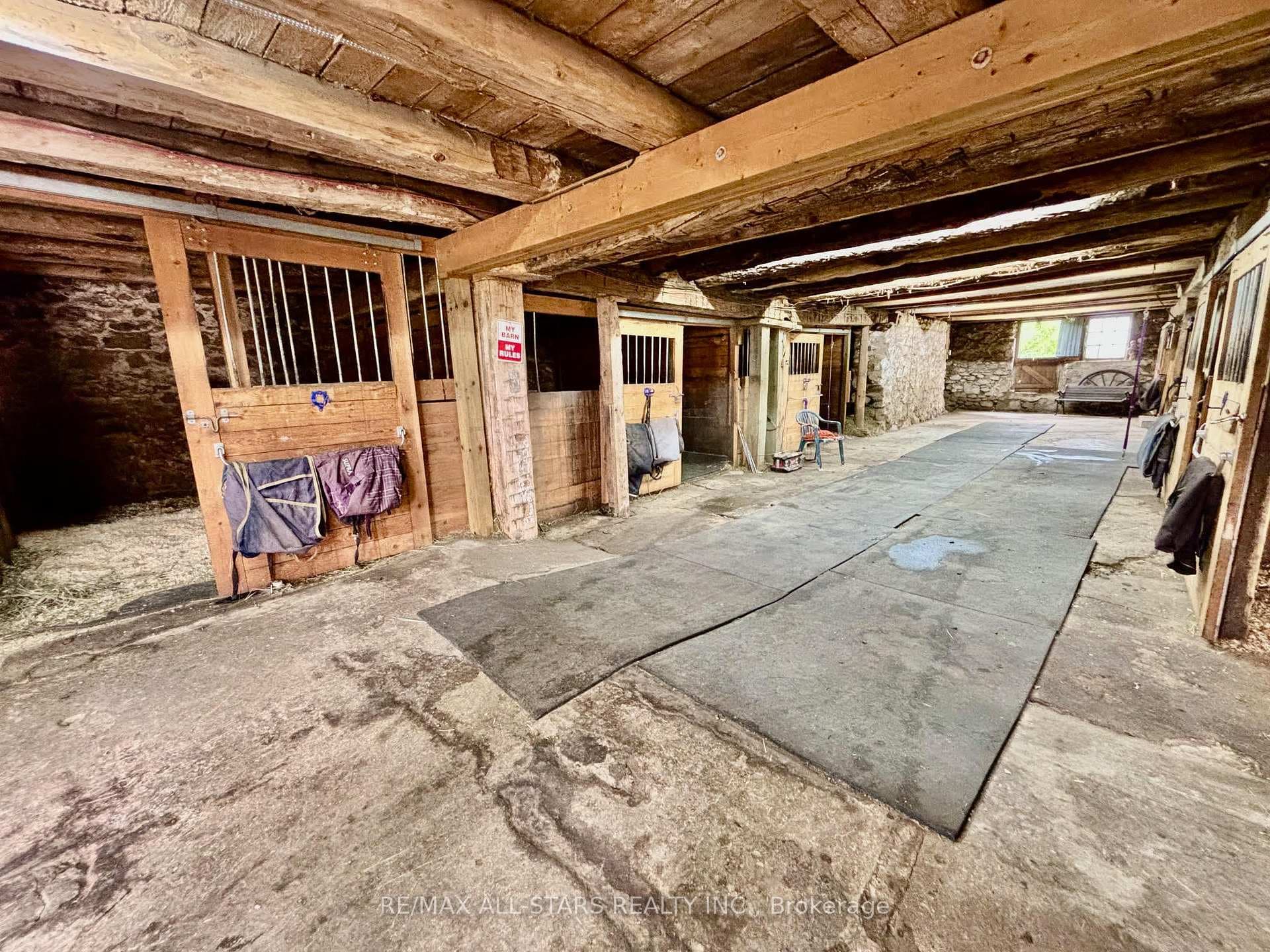 777 Cambray Road photo 35