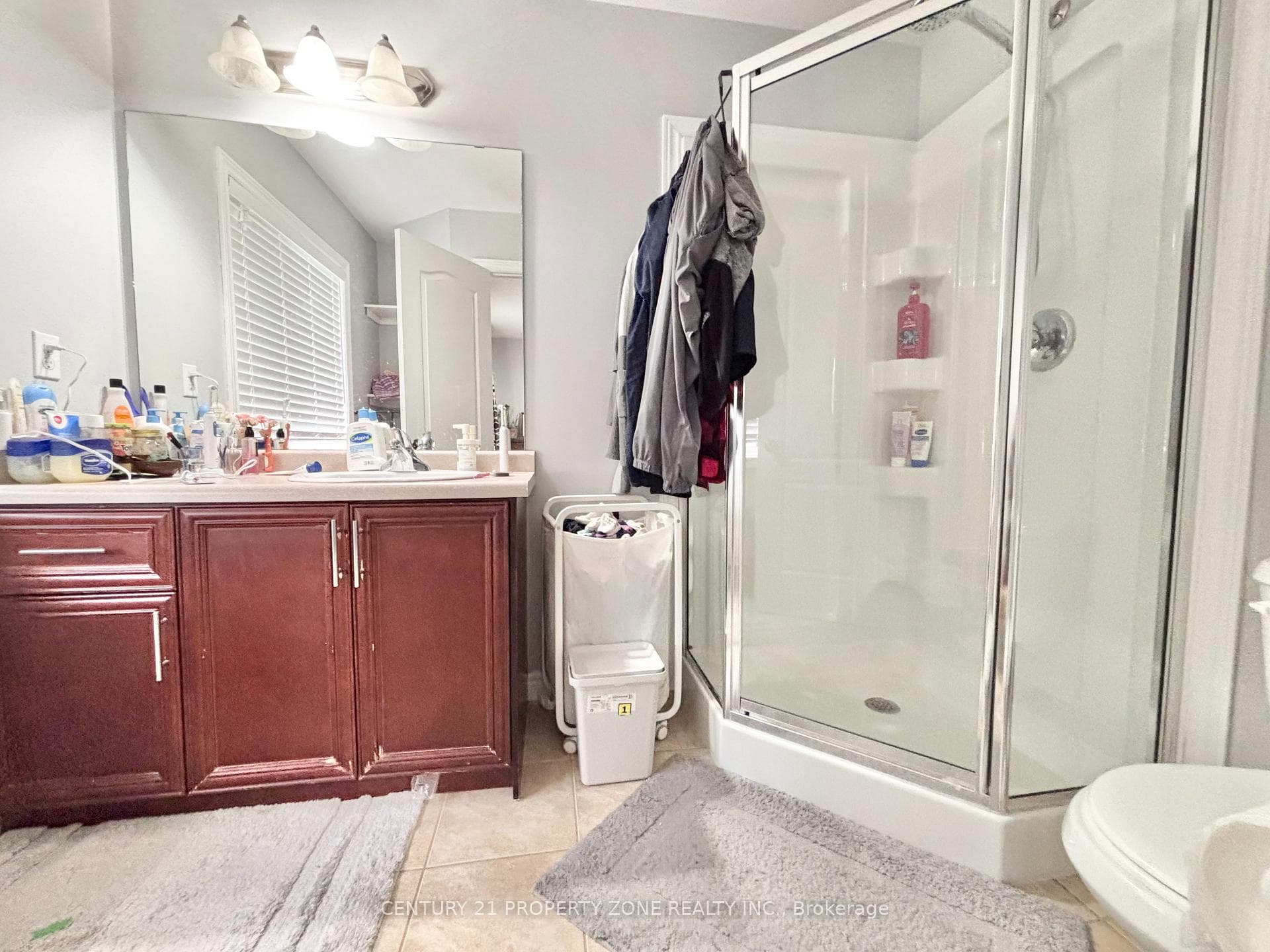 7 MARINA POINT Crescent photo 11