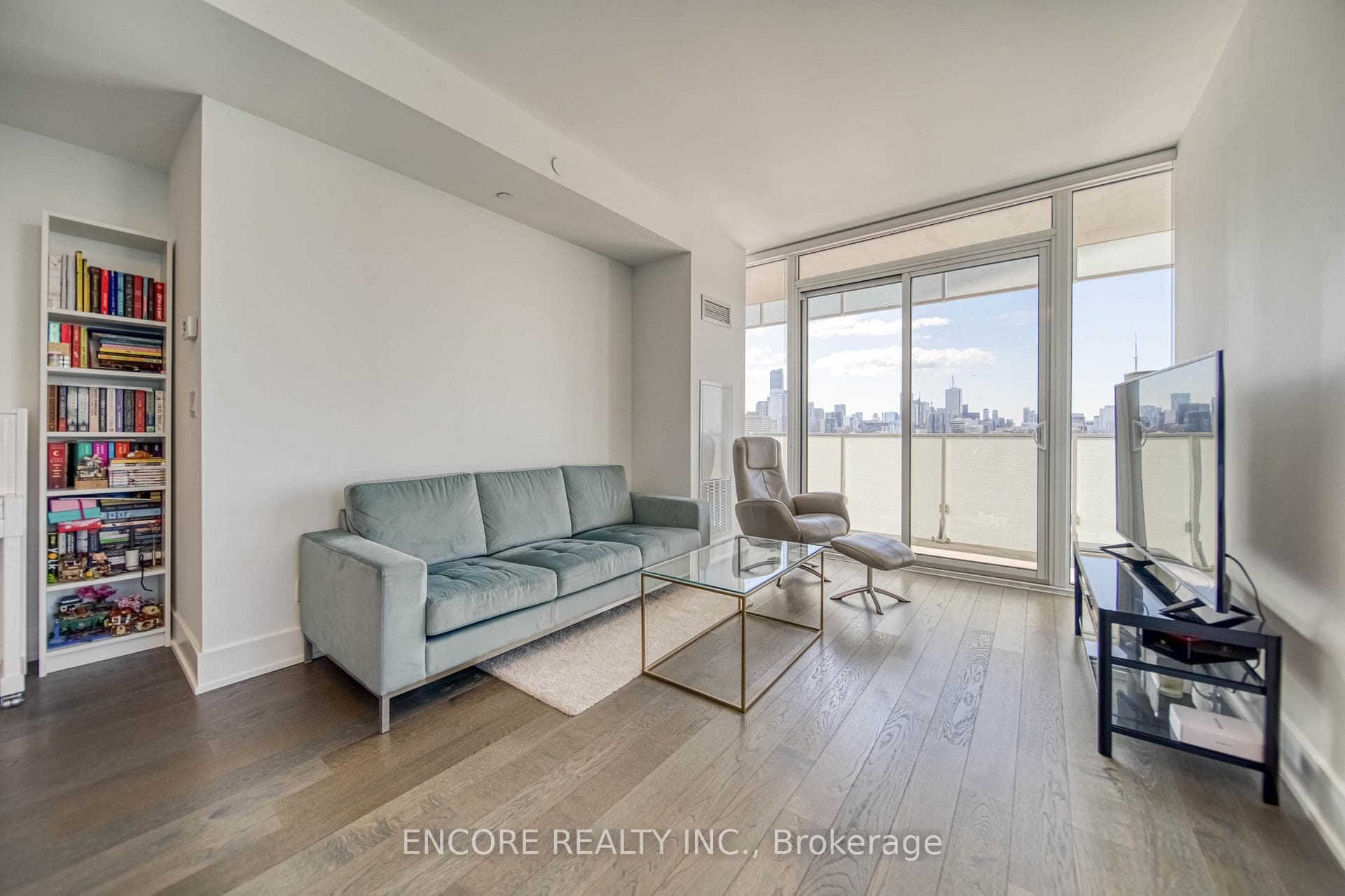 200 Bloor Street Unit 2101 photo 2
