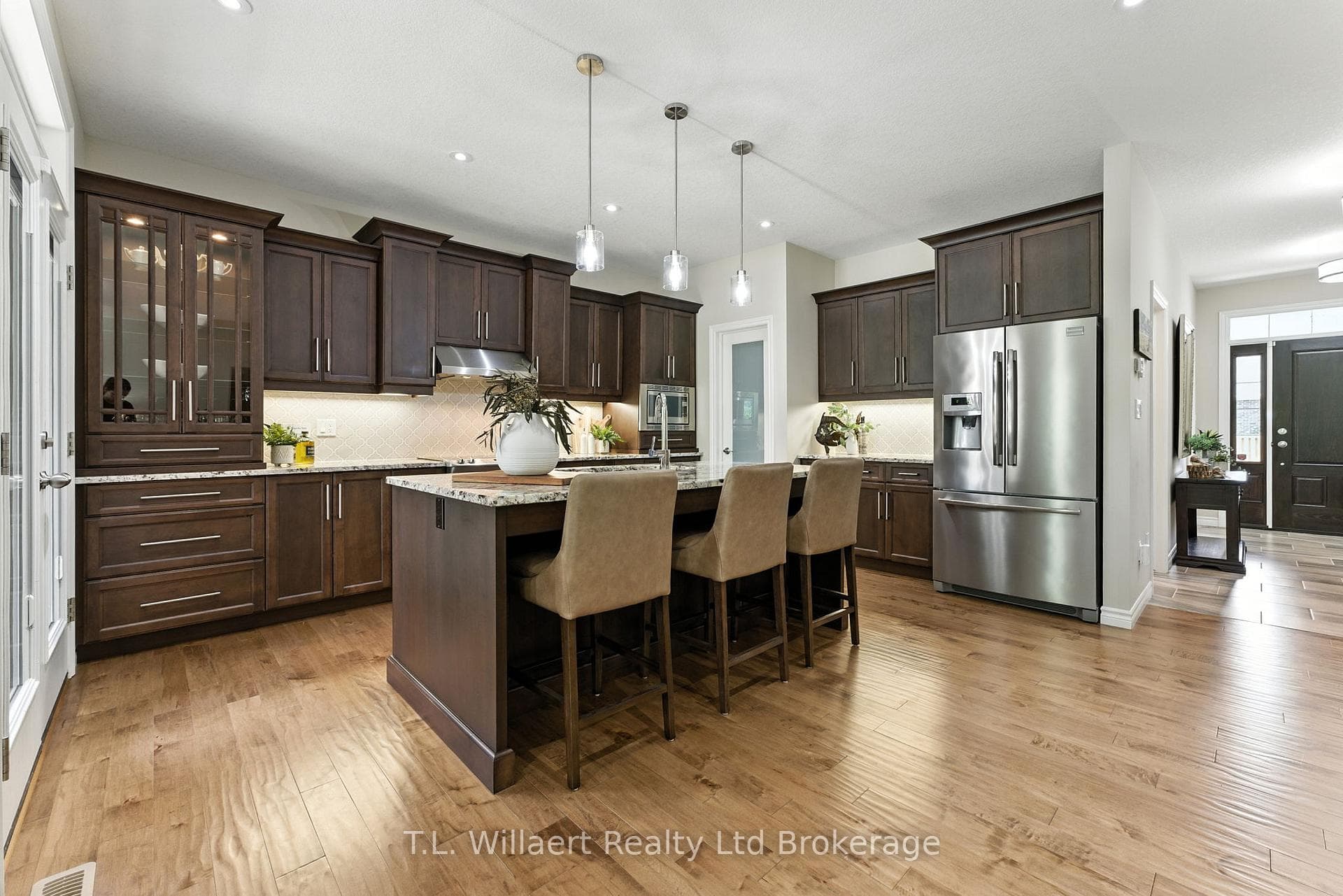 6 Colin Avenue photo 14