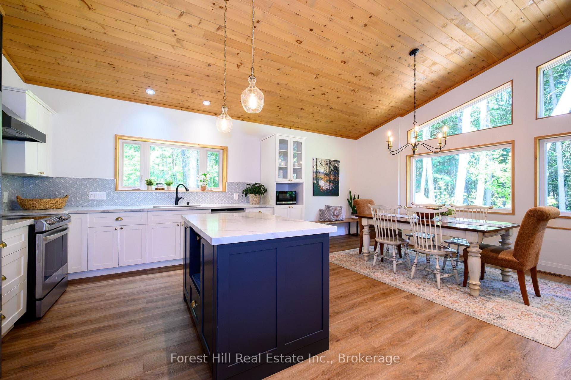 315 North Fox Lake Road photo 18