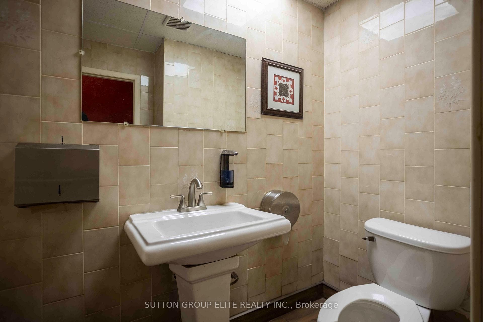 4801 Steeles Avenue Unit 6 photo 20