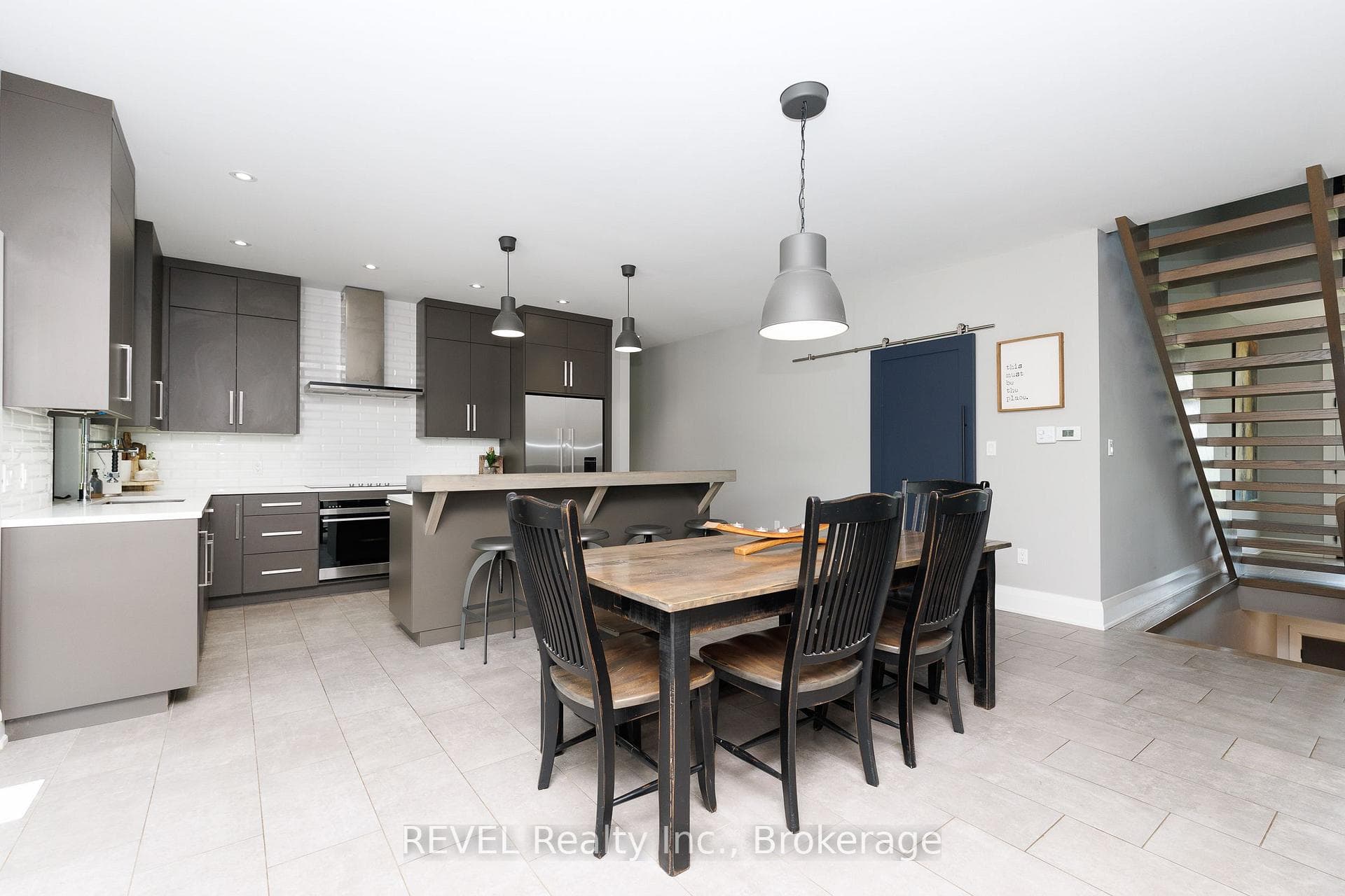 1009 Canboro Road photo 10