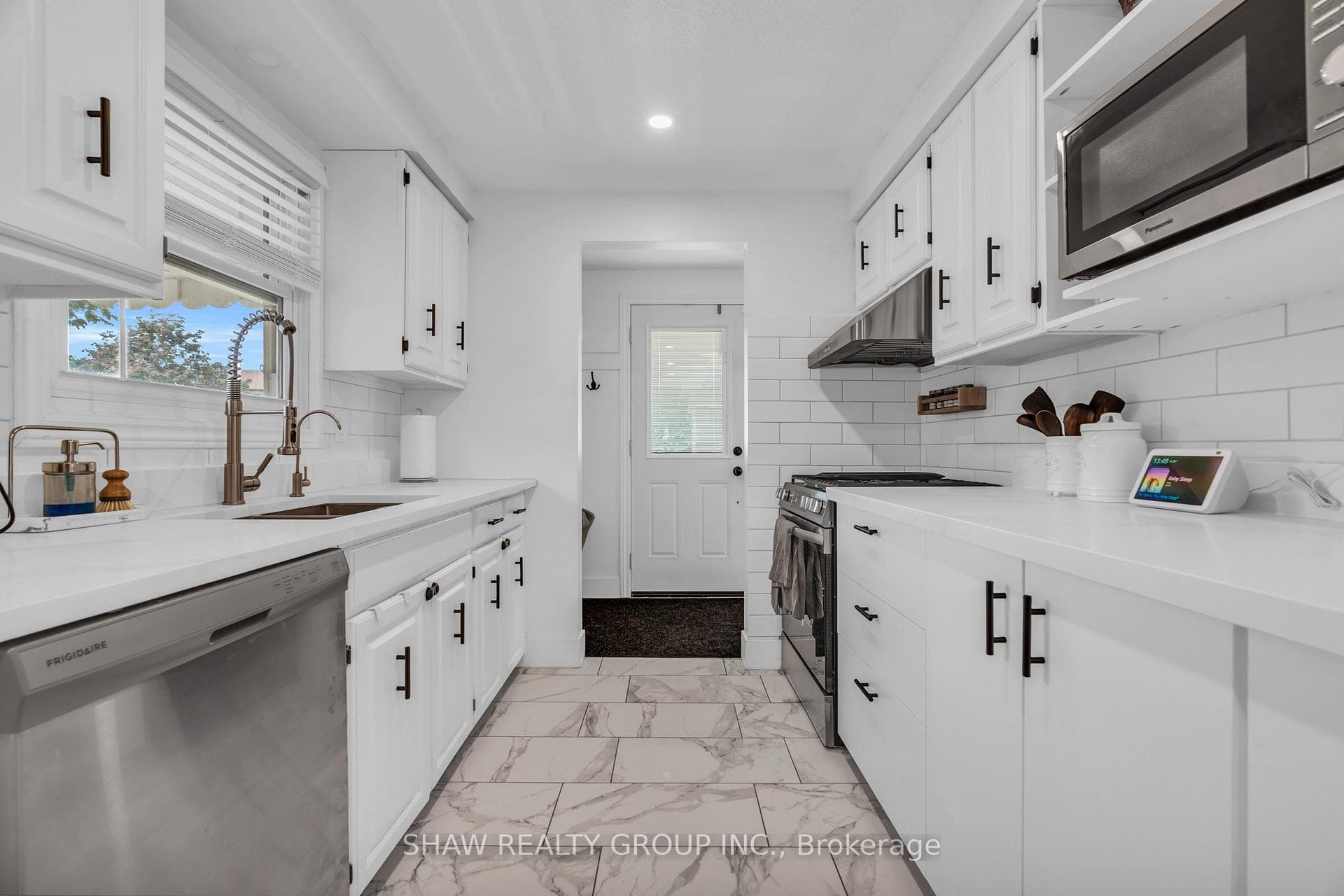 85 Hillmer Road photo 13