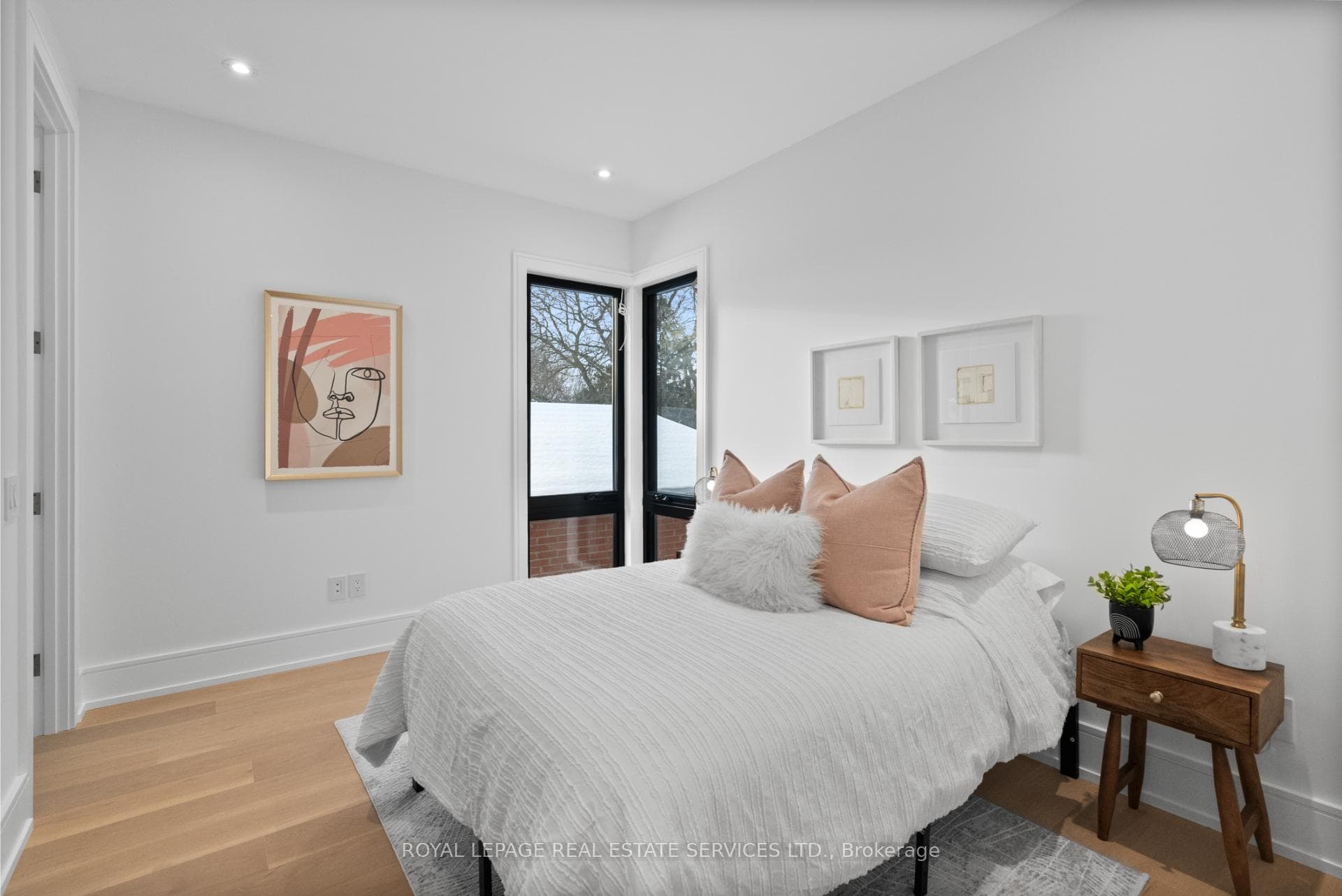 80 Edgecroft Road photo 28