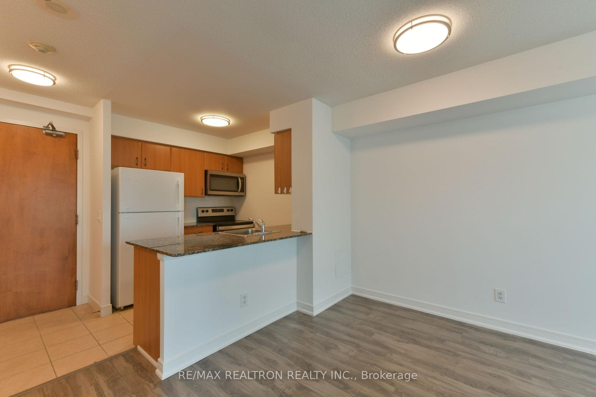 31 Bales Avenue Unit 2107 photo 16