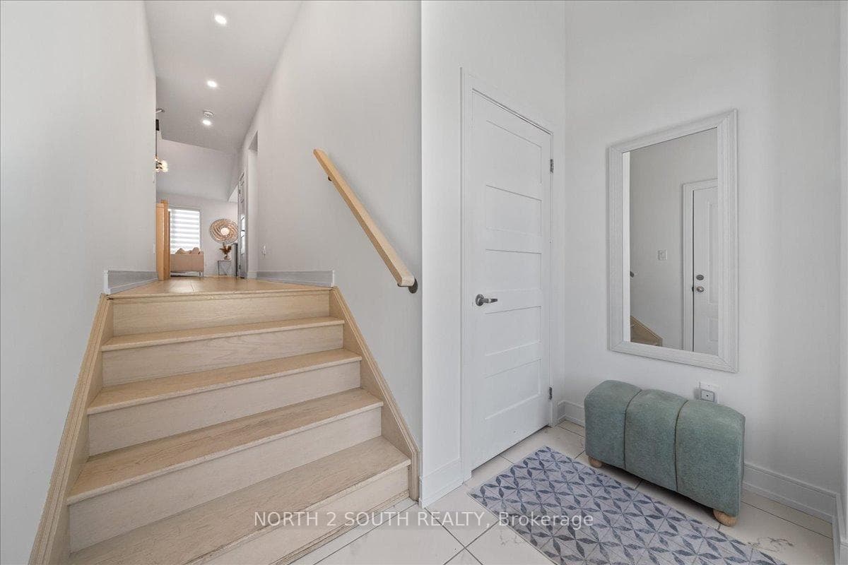 118 Berkely Street photo 3