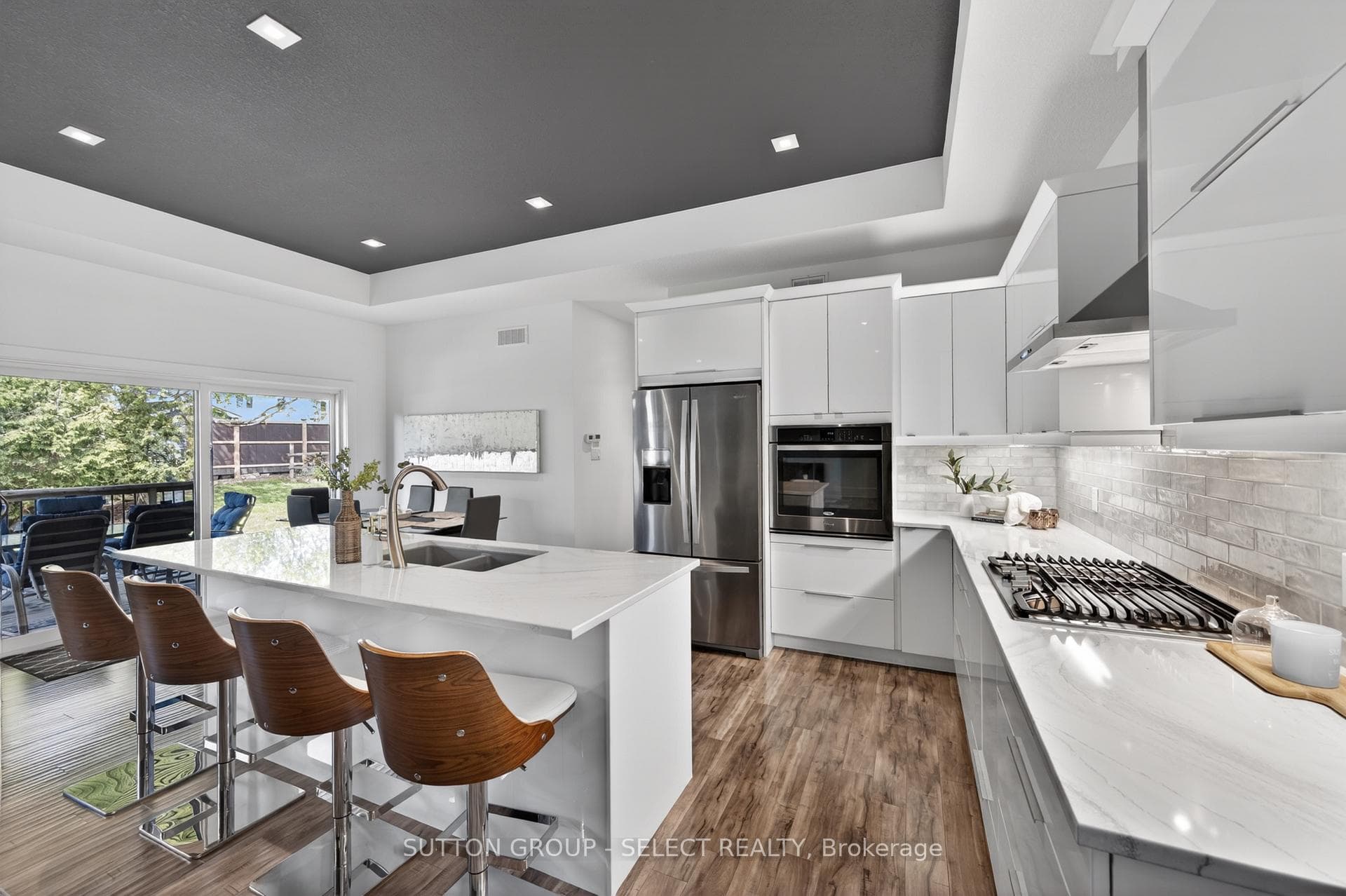 228 Martin Drive photo 9