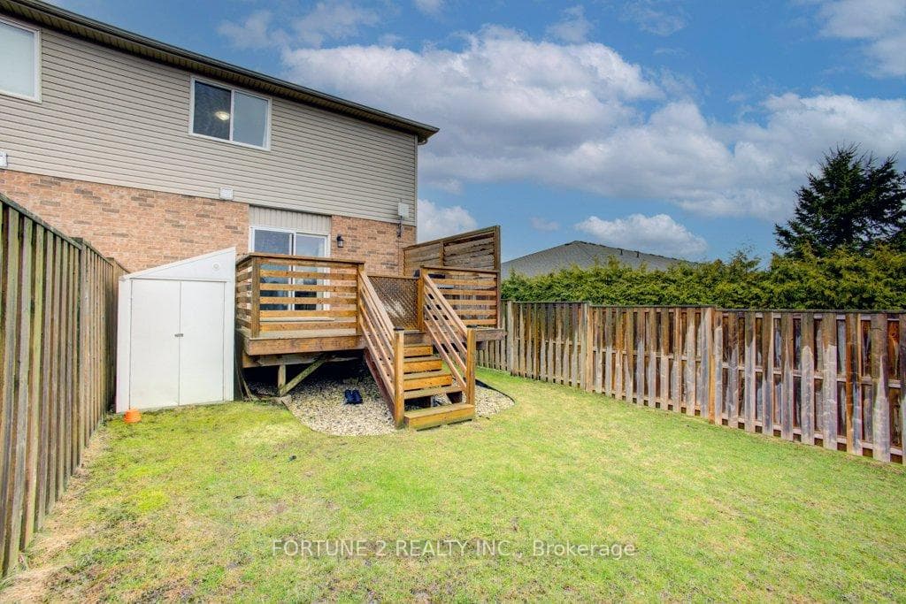 455 Danby Street photo 33