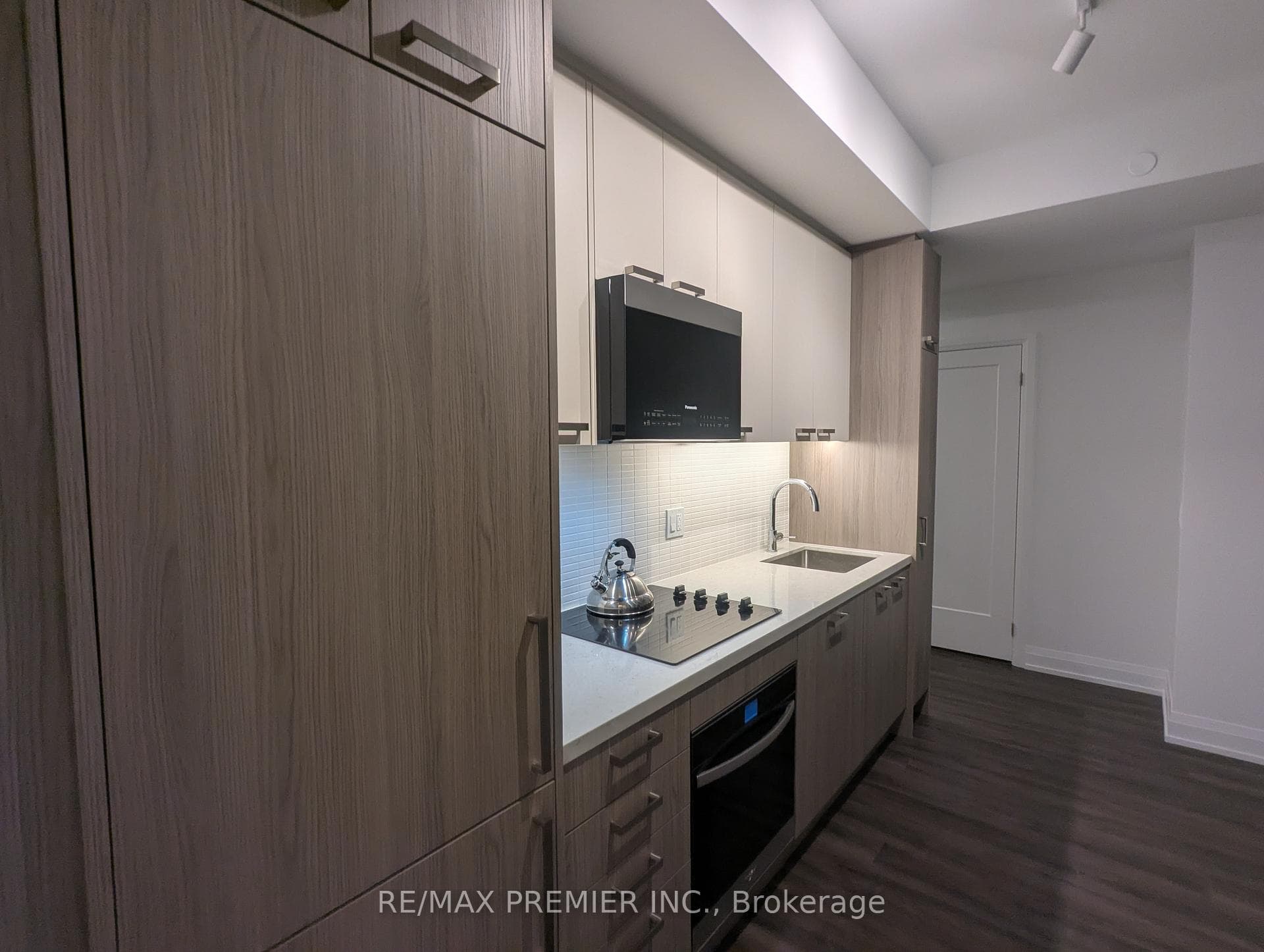 20 Soudan Avenue Unit 2611 photo 13