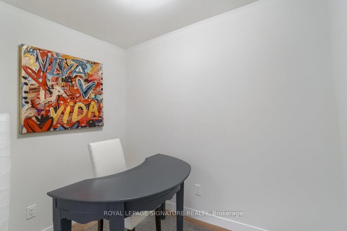 60 Frederick Street Unit 811 photo 16