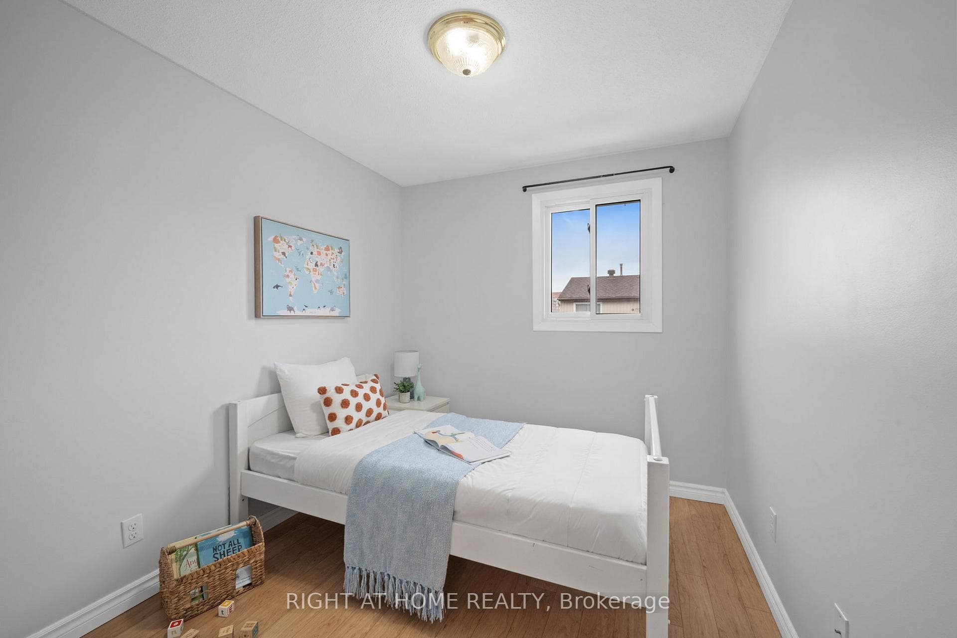 336 Woodfield Drive photo 23