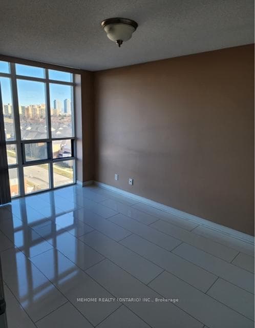 8 Mondeo Drive Unit 815 photo 4