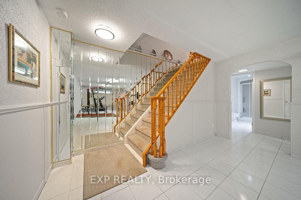 1516 Grand Boulevard photo 24