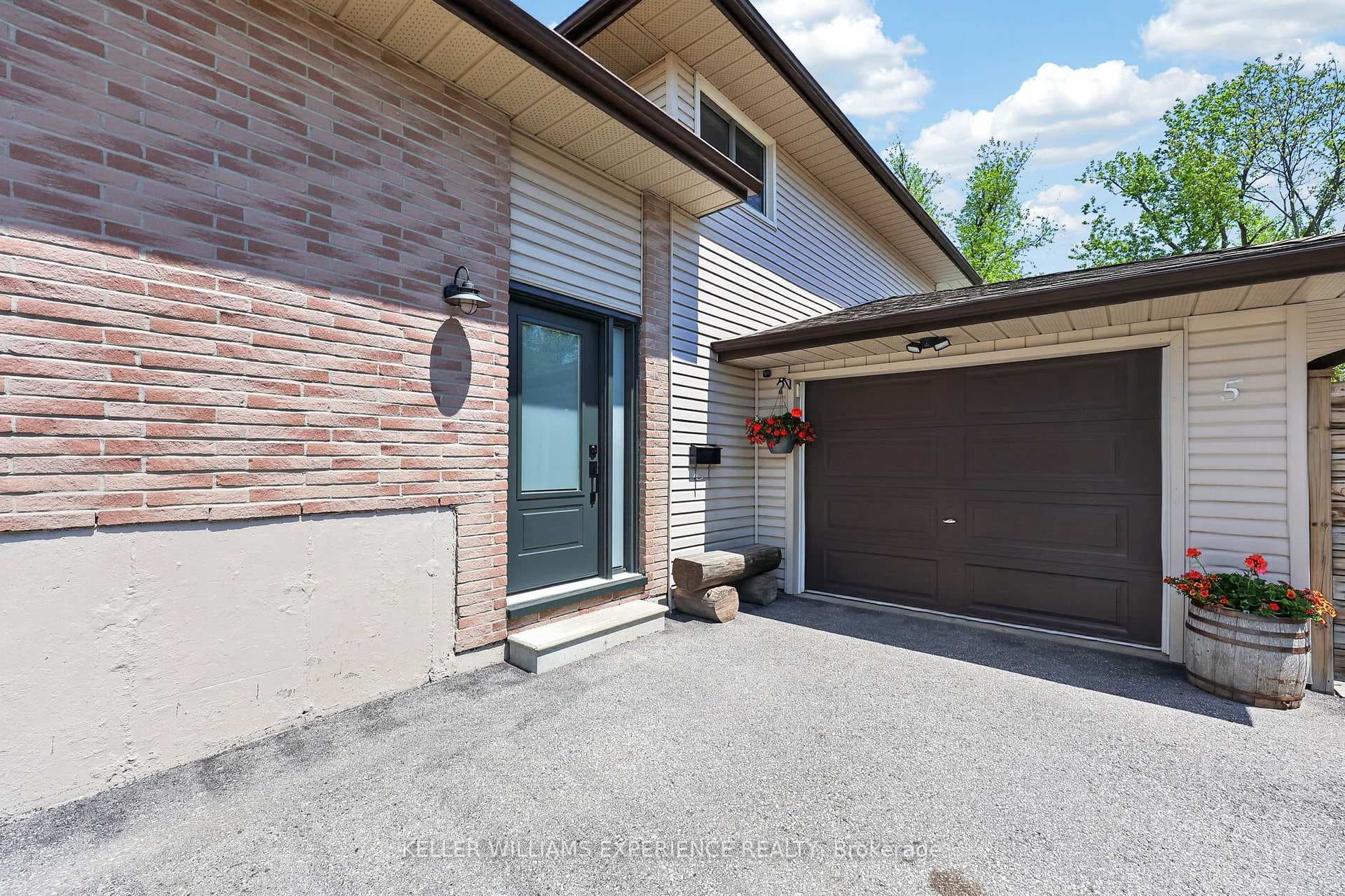 5 Atwood Court photo 32