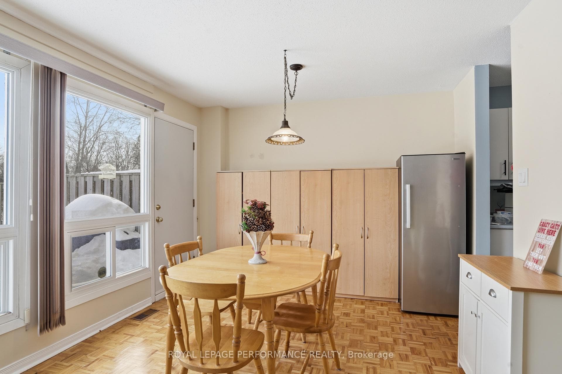 249 Romulus Private Unit 94 photo 6