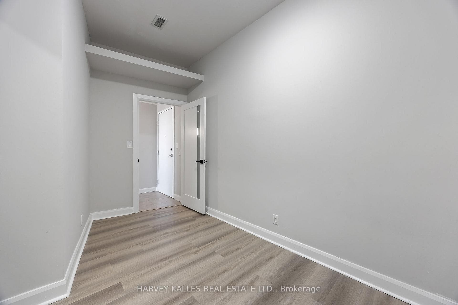 700 King Street Unit 1006 photo 7