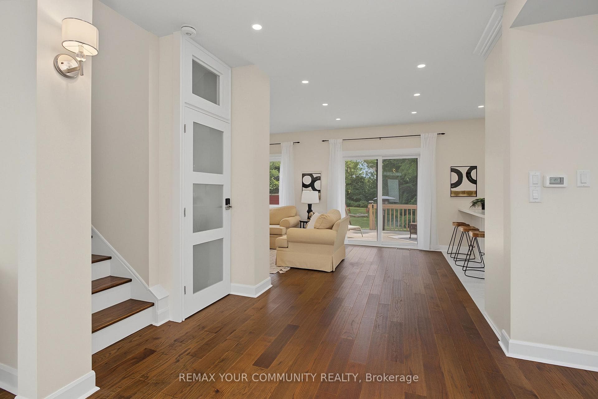 1111 King Street photo 5