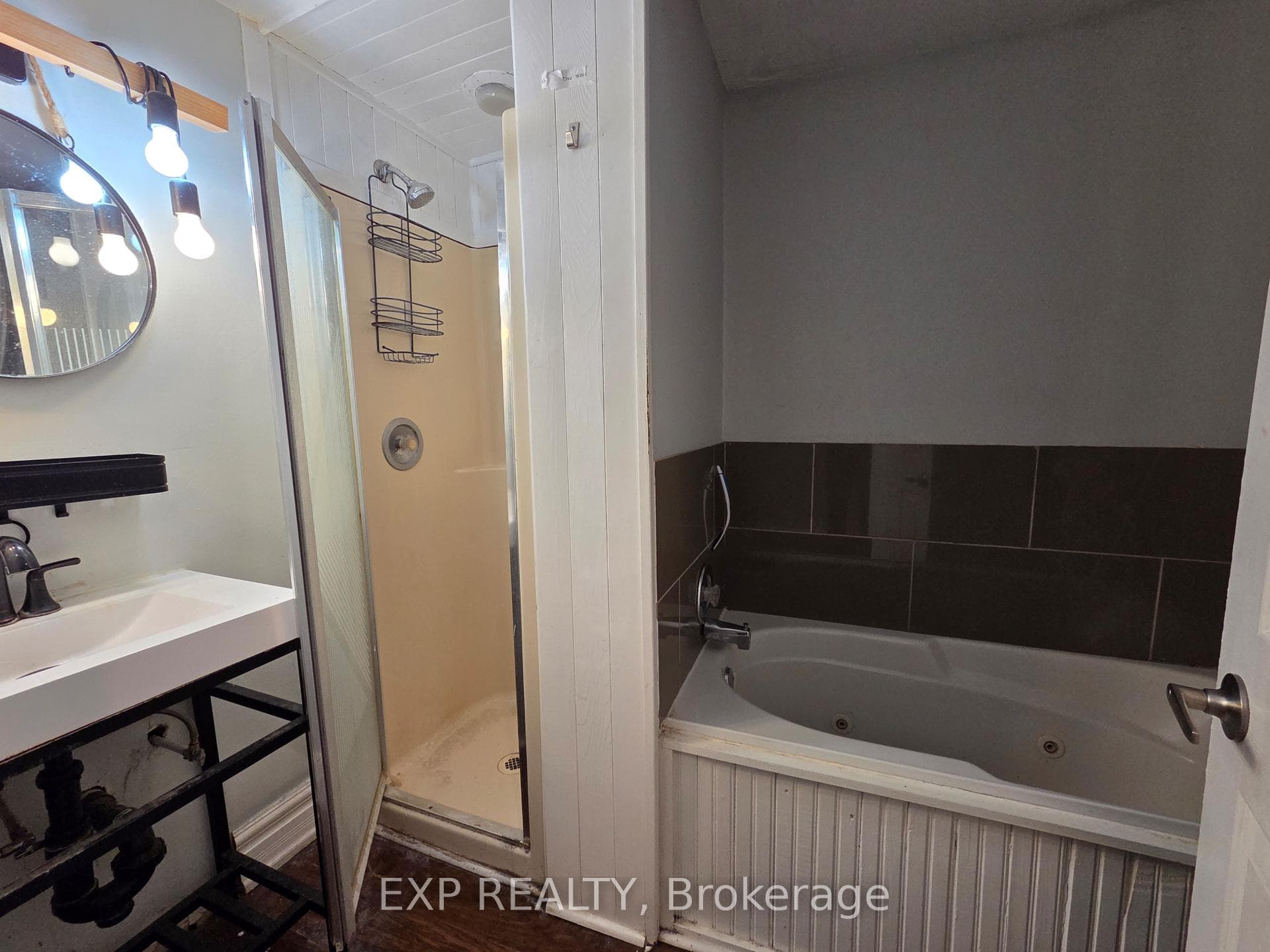 2021 Edinburgh Drive Unit 2 photo 8