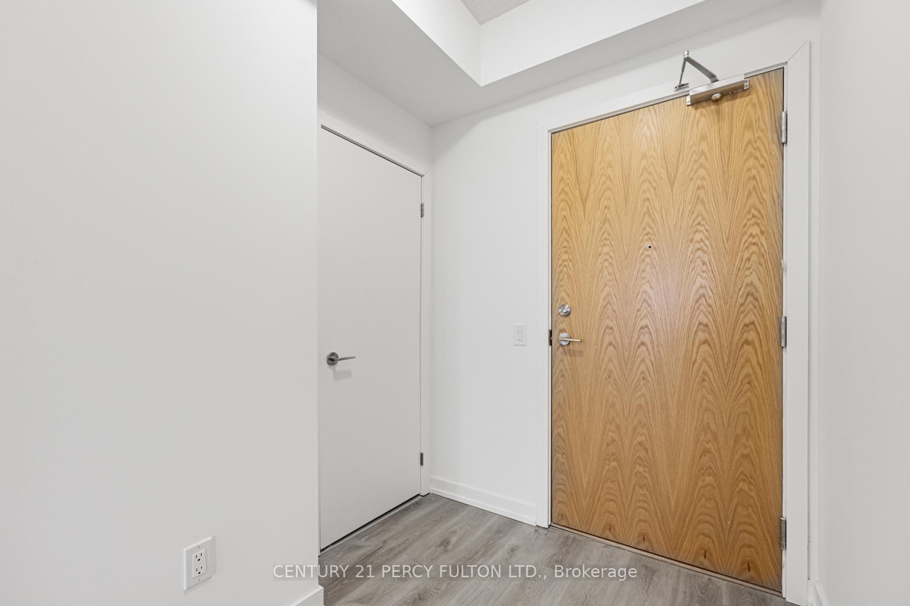 1455 Celebration Drive Unit 1911 photo 4