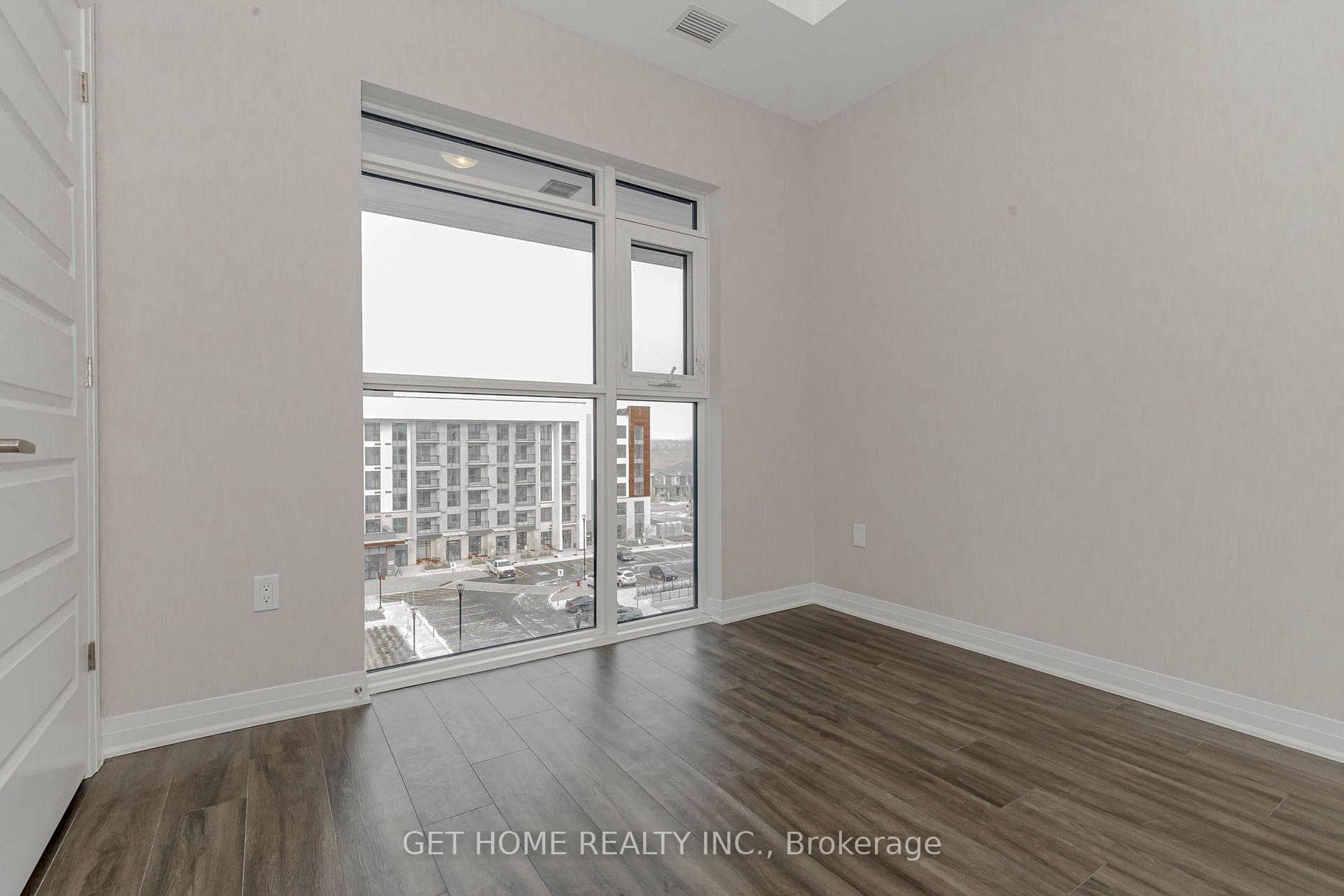 480 Gordon Krantz Avenue Unit 609 photo 15