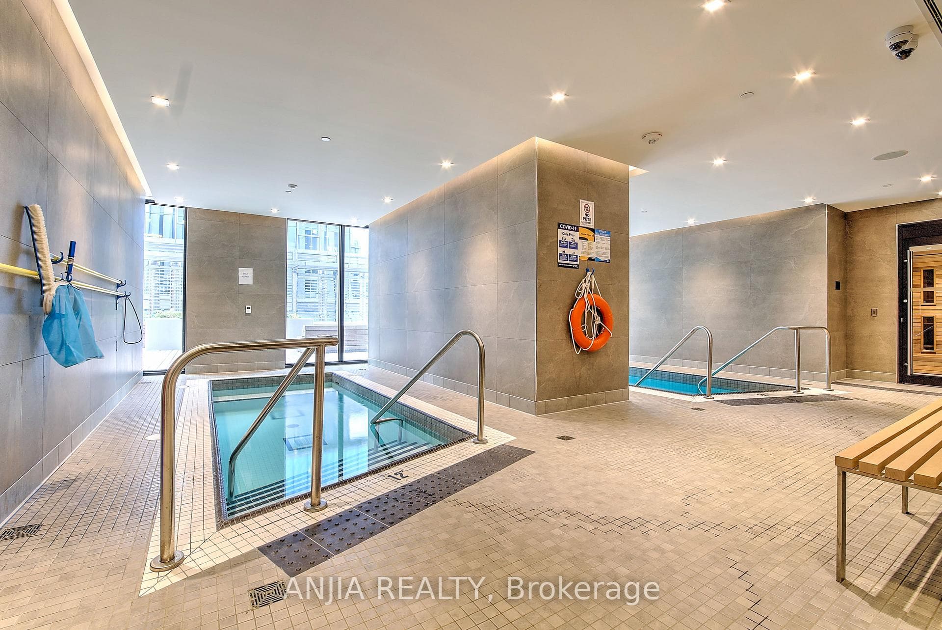1 Yorkville Avenue Unit 2711 photo 27