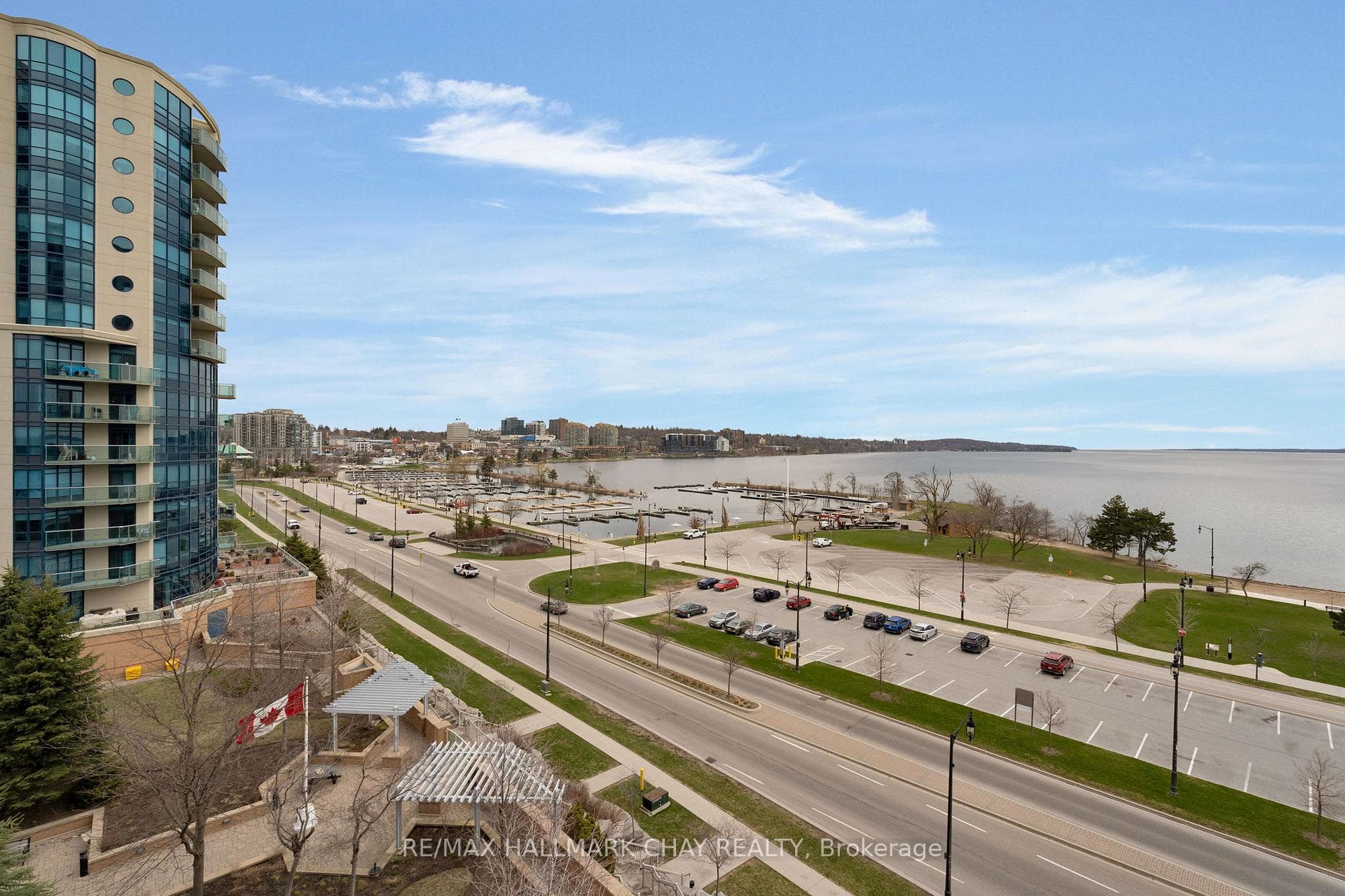 37 Ellen St #706, Barrie LAKE Views