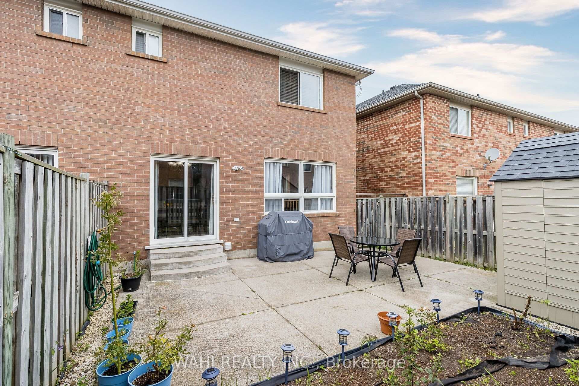 12 Tanglemere Crescent photo 31