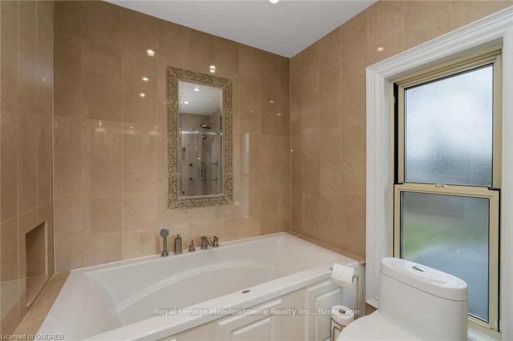 77 GUELPH Street photo 26