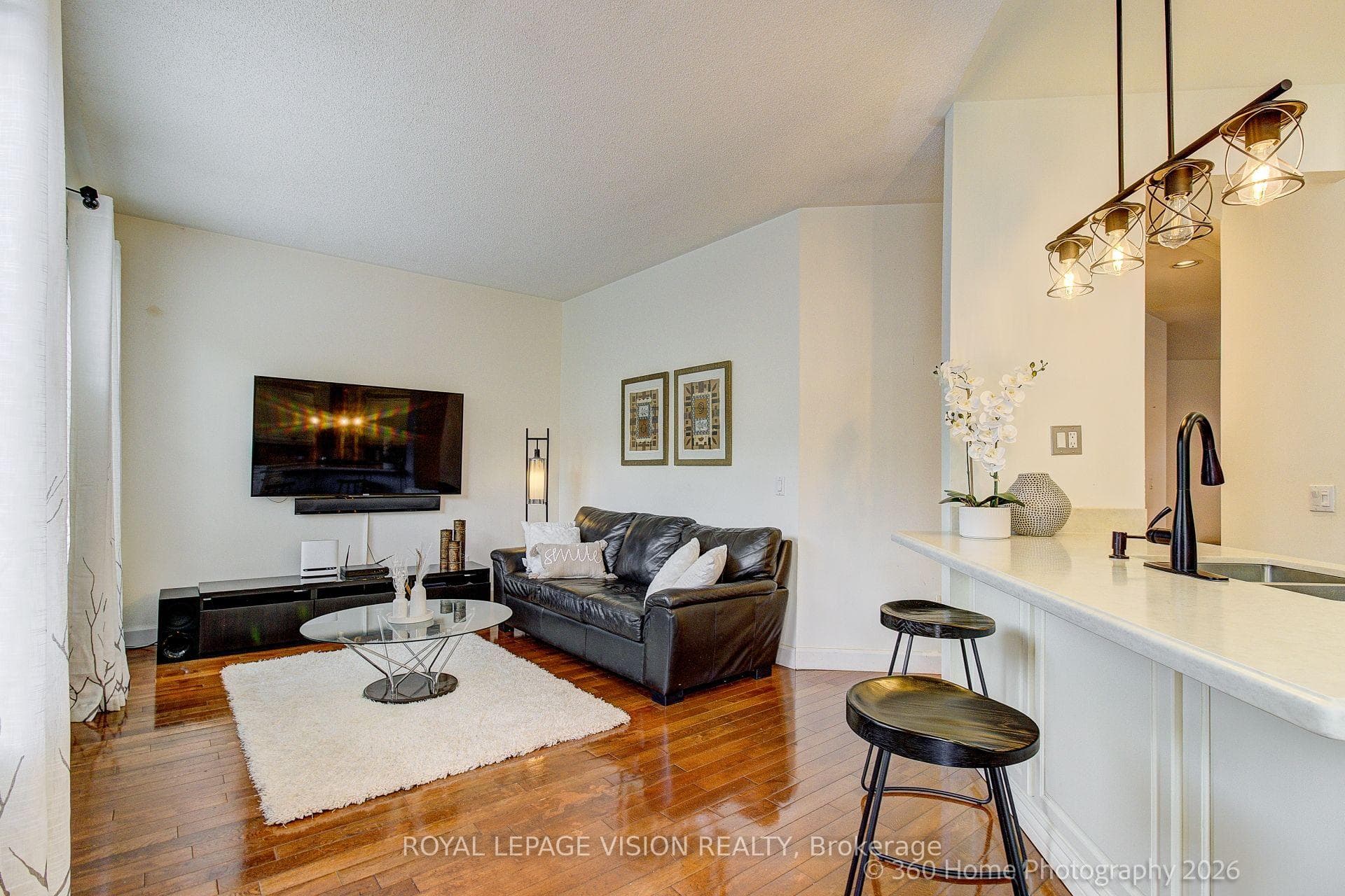 106 Copley Street photo 13