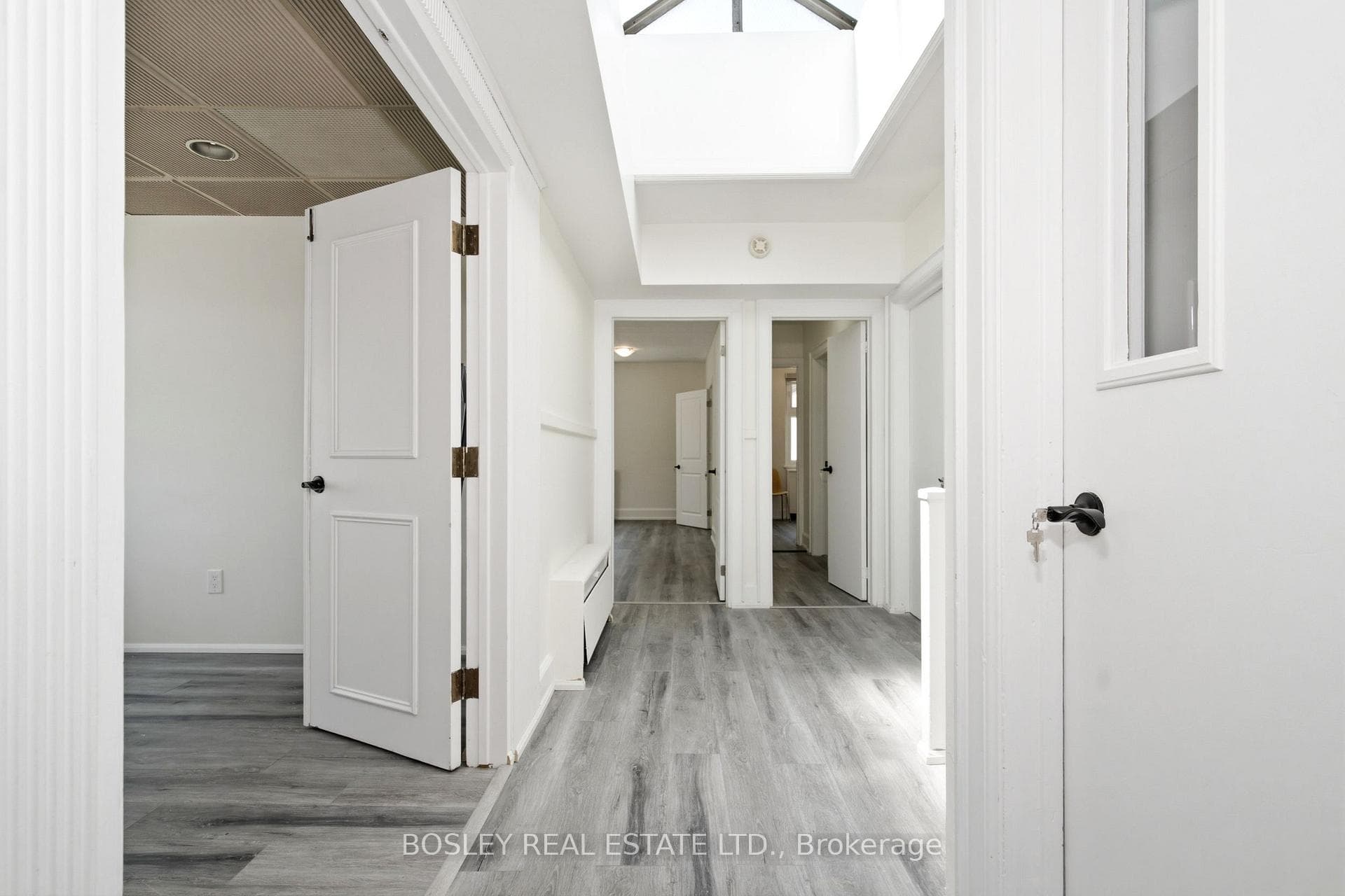 88 Laird Drive photo 18