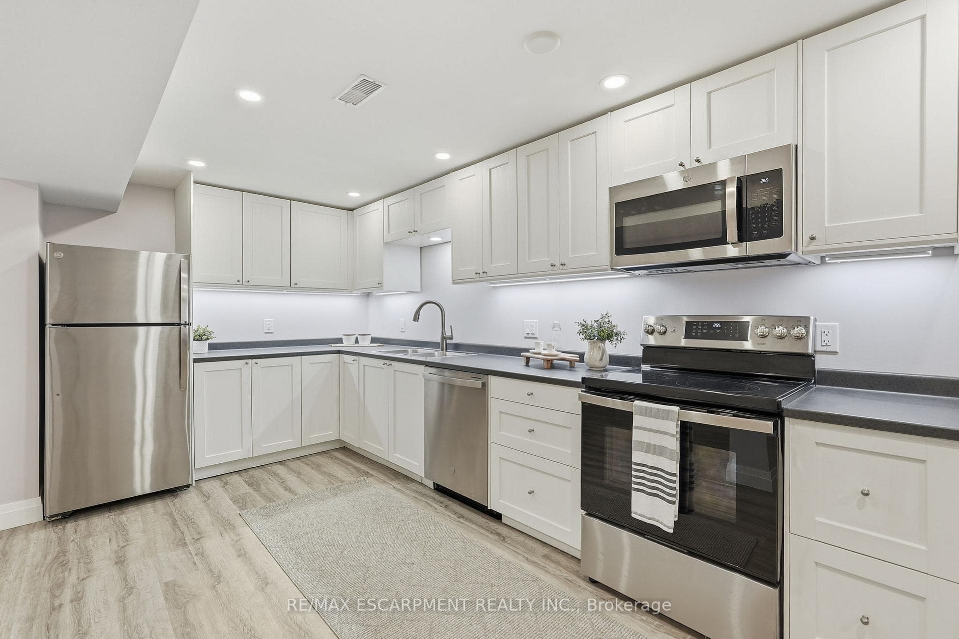 4487 Bennett Road photo 34
