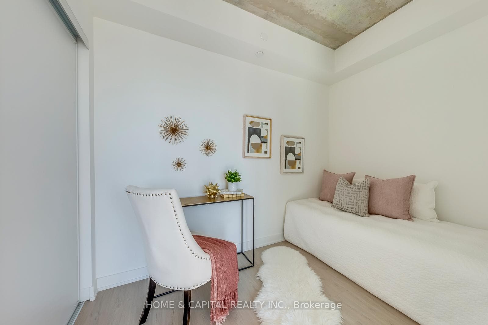 65 Mutual Street Unit 2401 photo 16