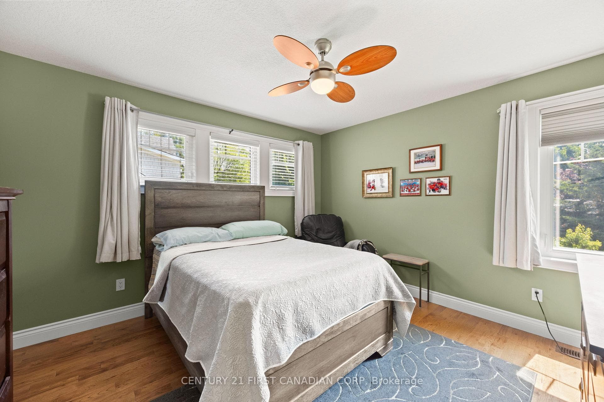 71257 Elizabeth Street photo 28
