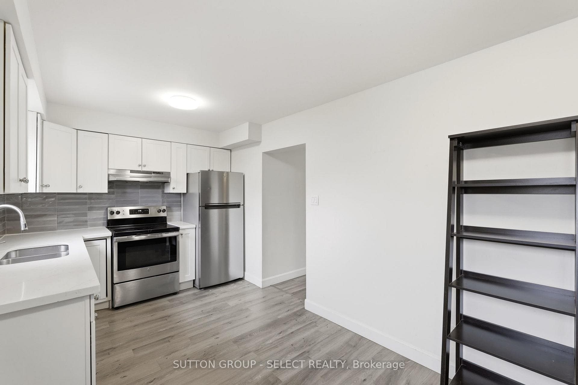 51 Sholto Drive Unit 24 photo 11