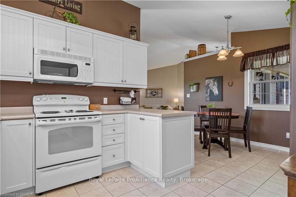 4691 WOLFE SWAMP Road photo 12
