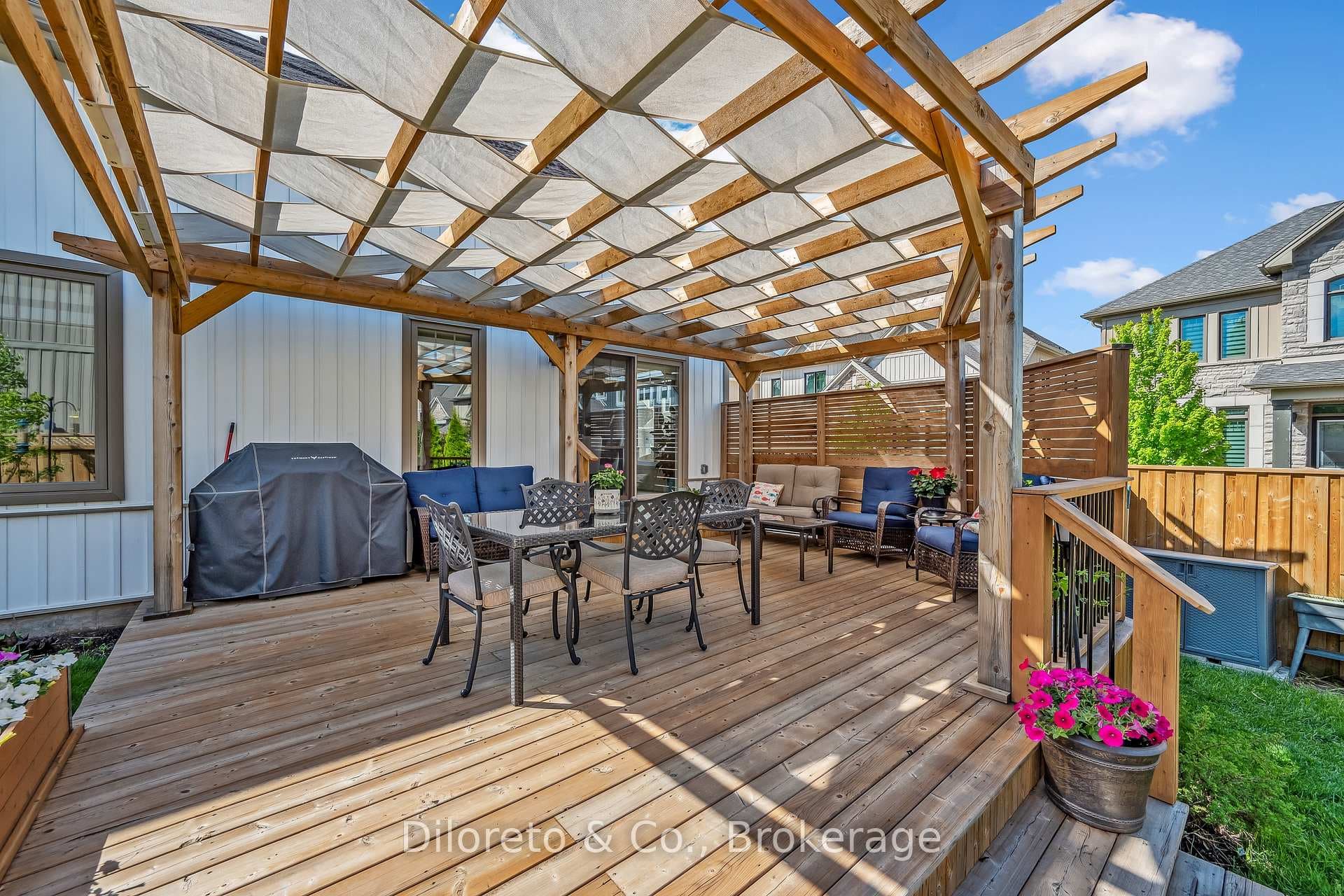 5 Lovering Lane photo 38