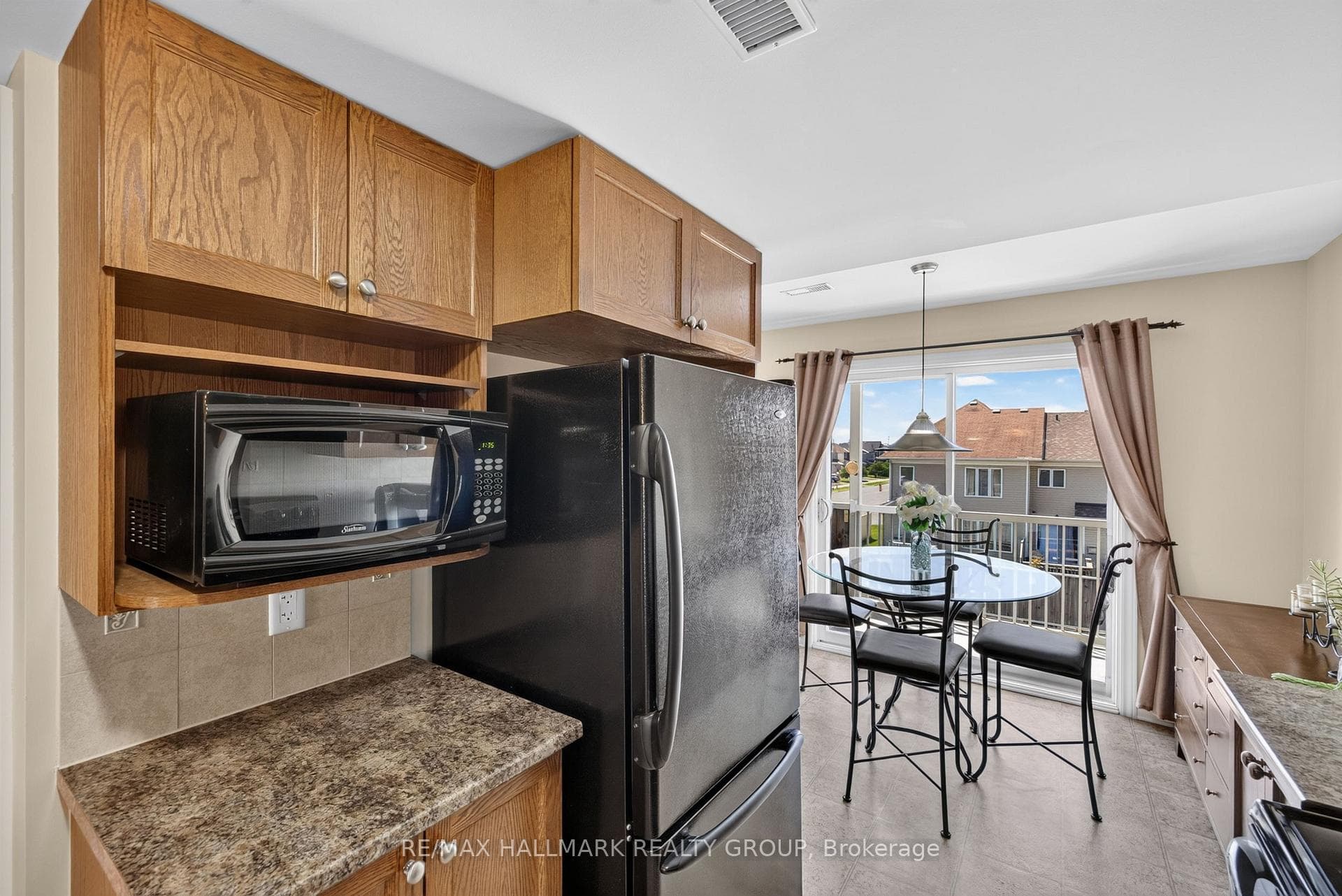 581 Lakeridge Drive Unit 16 photo 20
