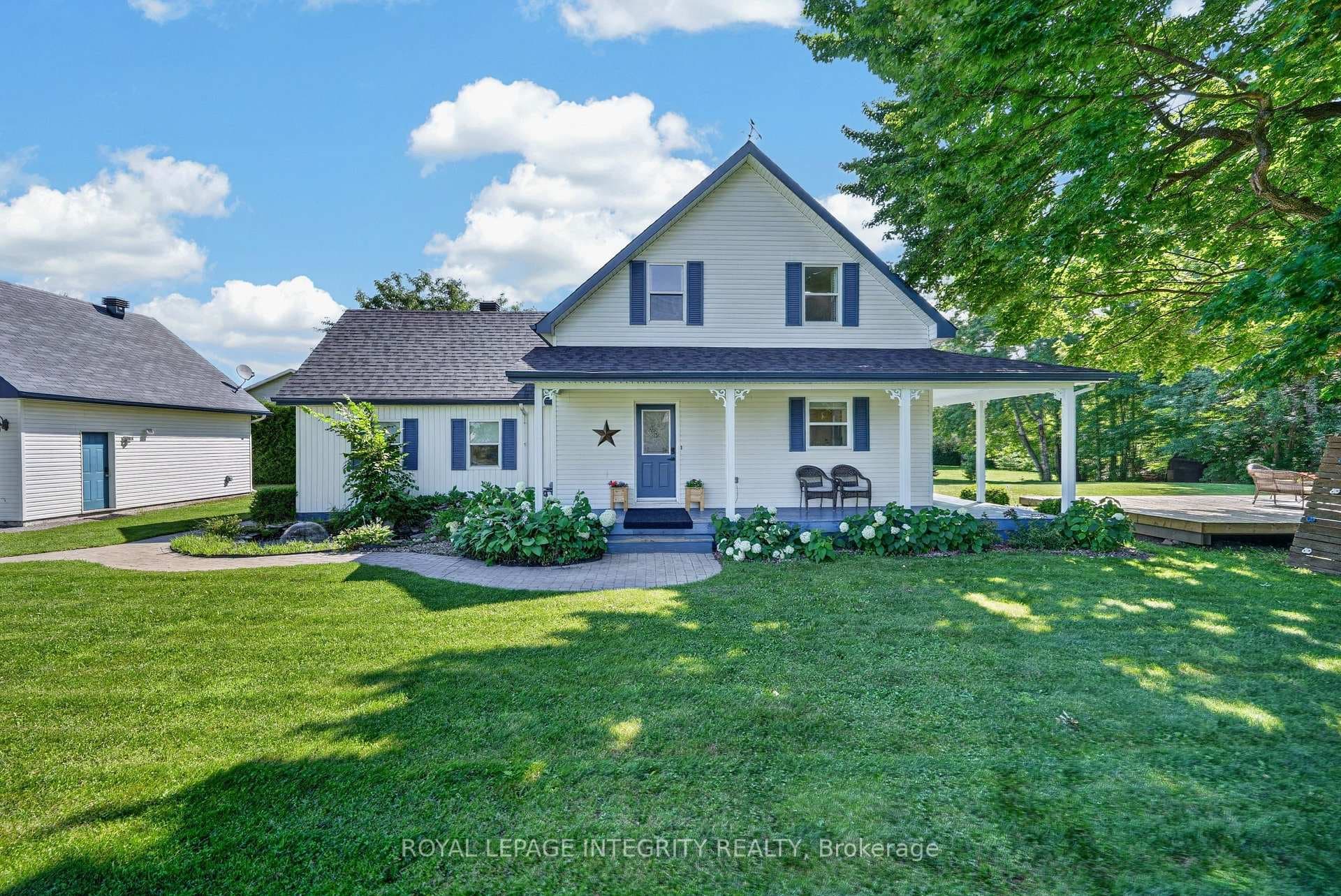 1954 Farisita Drive photo 4