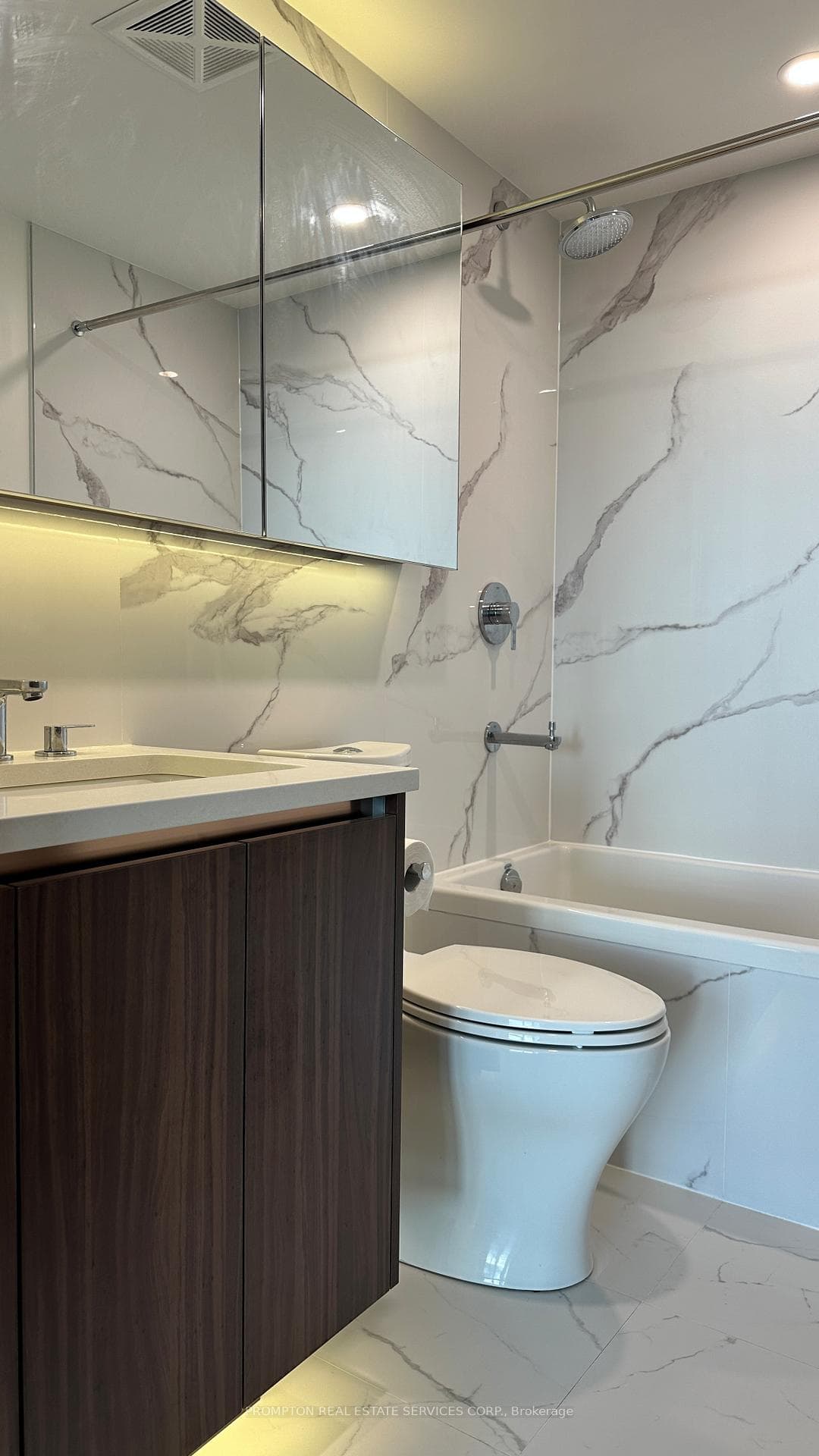 3 Concord Cityplace Way Unit 5102 photo 9