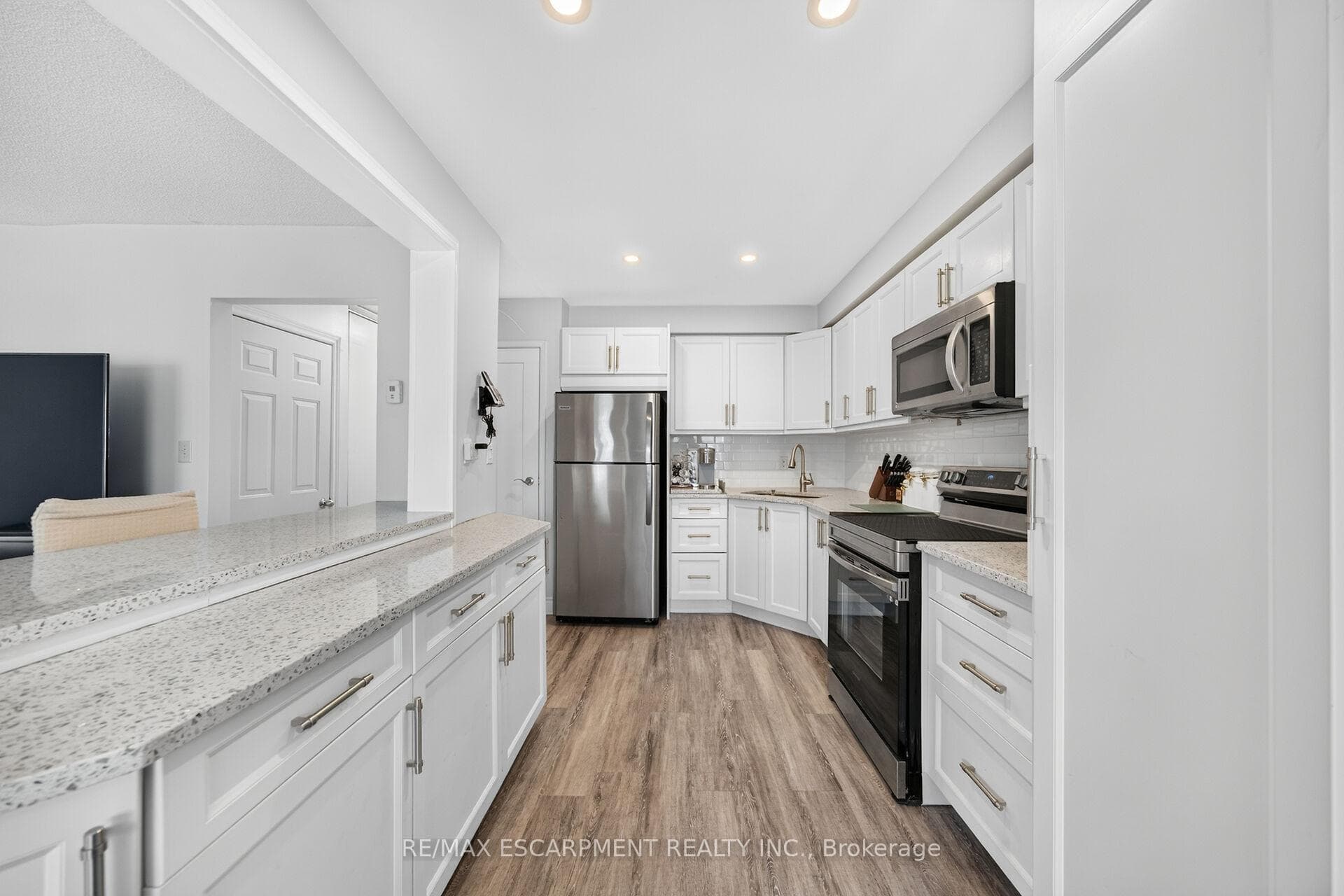 860 Rymal Road Unit 27 photo 23