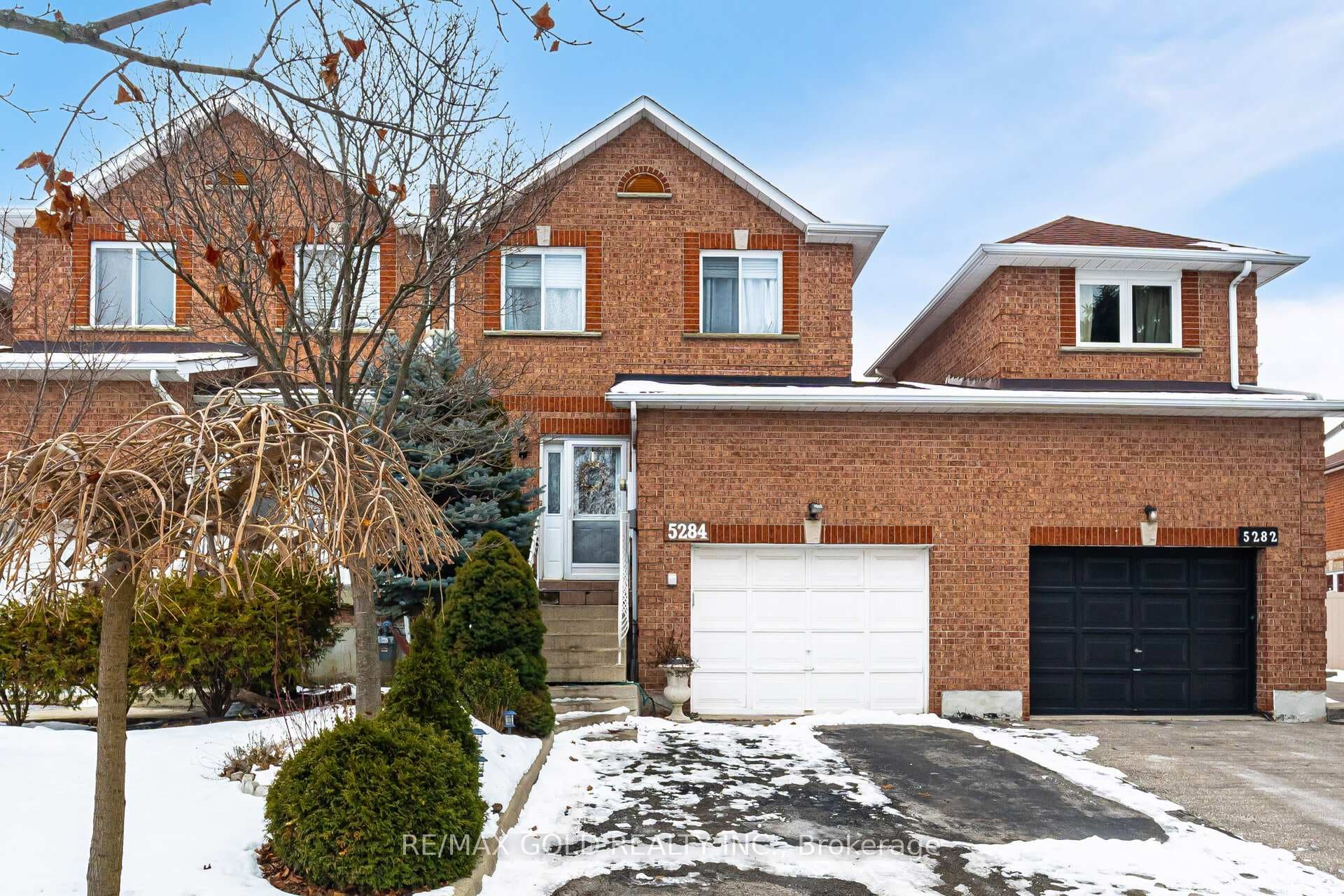 5284 Longhouse Crescent photo 1