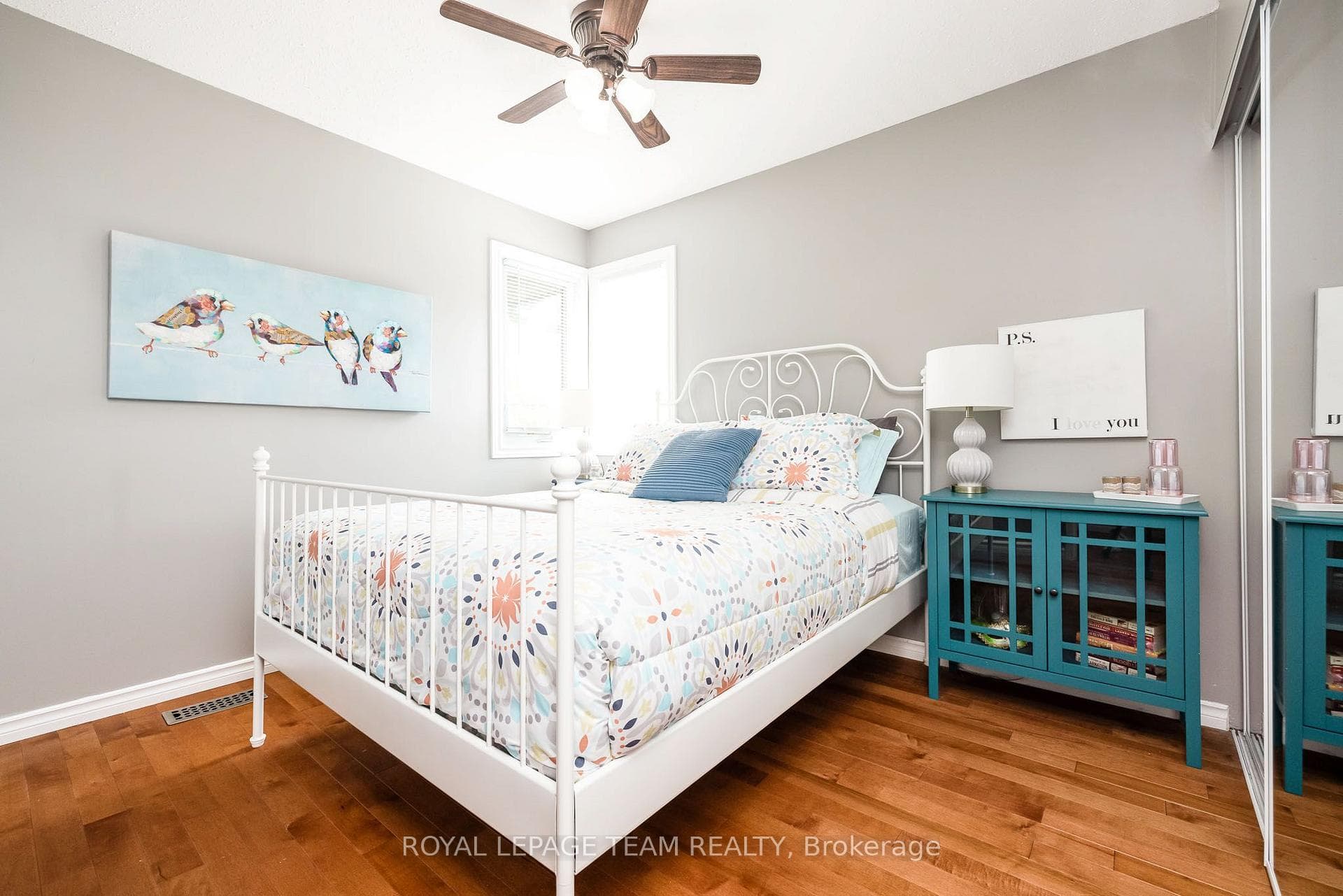 126 McClintock Way photo 16