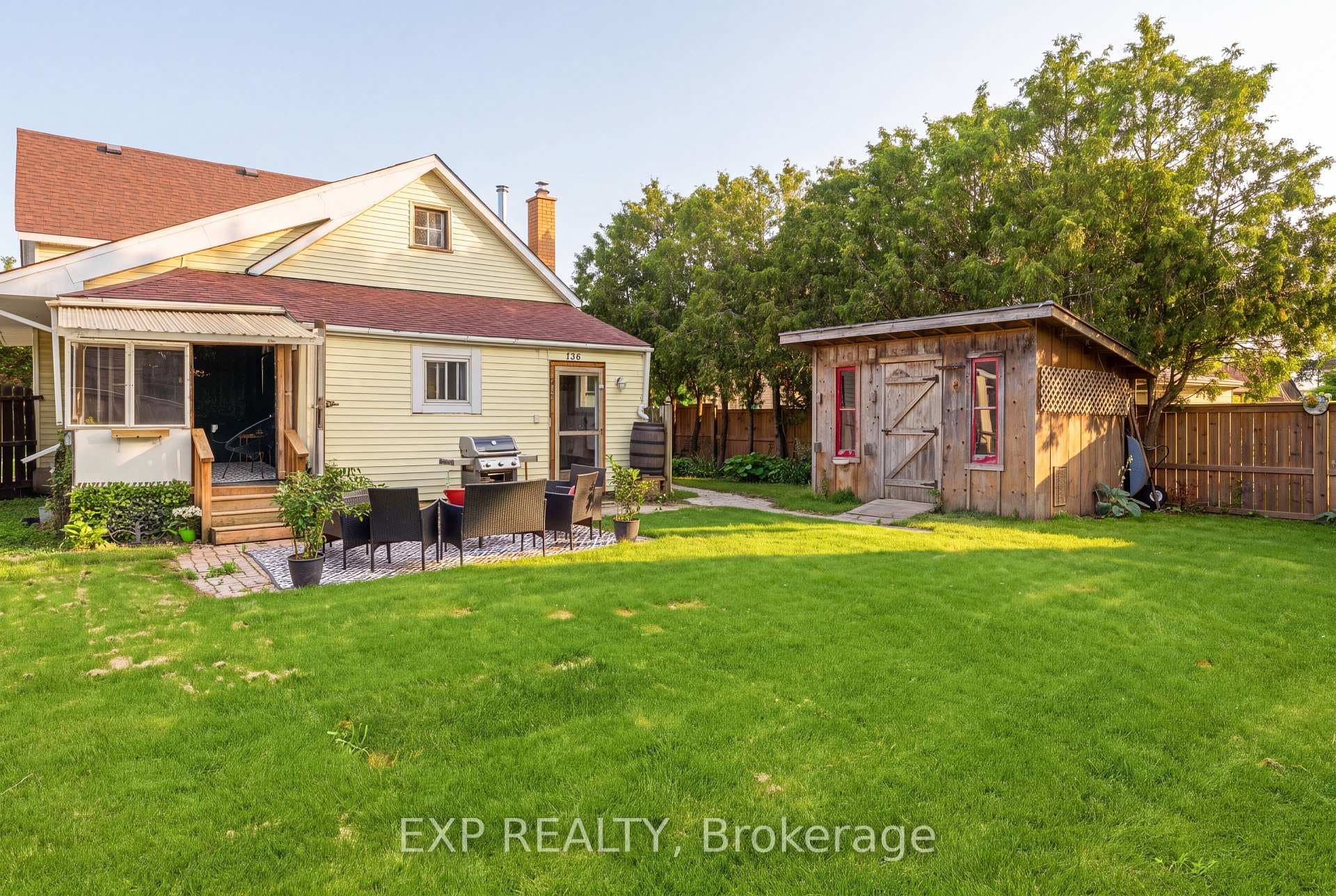 136 Falstaff Street photo 41