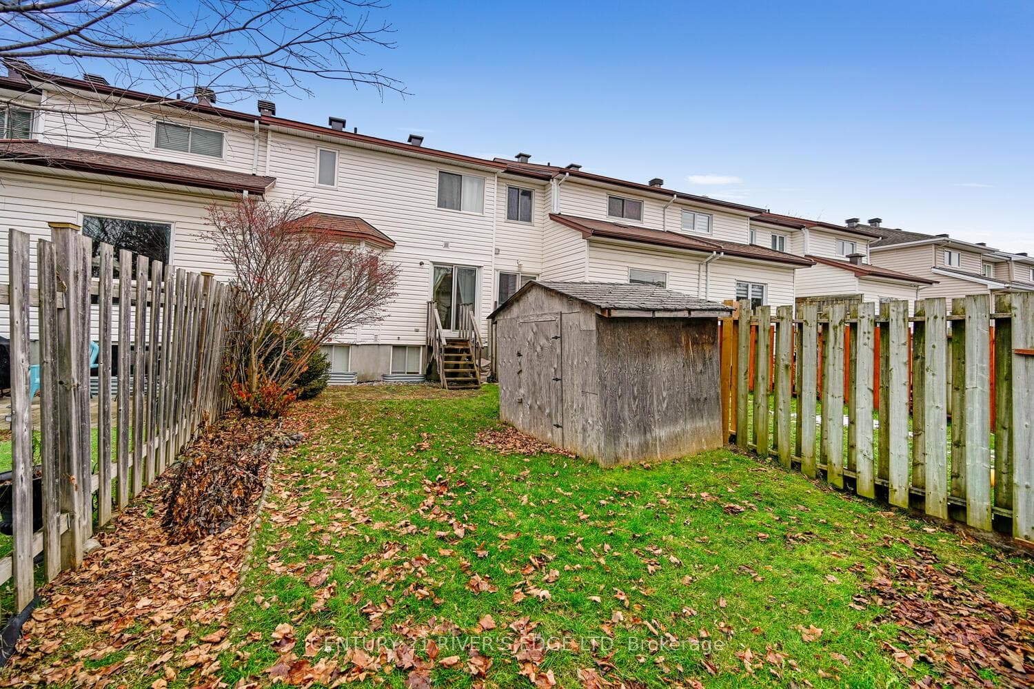 6 SUNNYBROOKE Drive photo 24