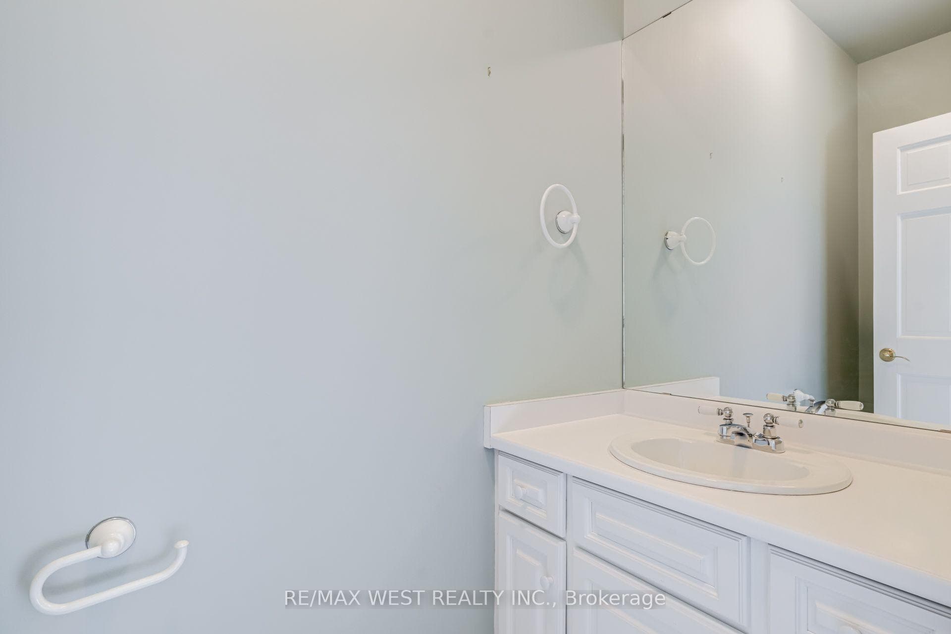 54 Lynndale Road photo 25