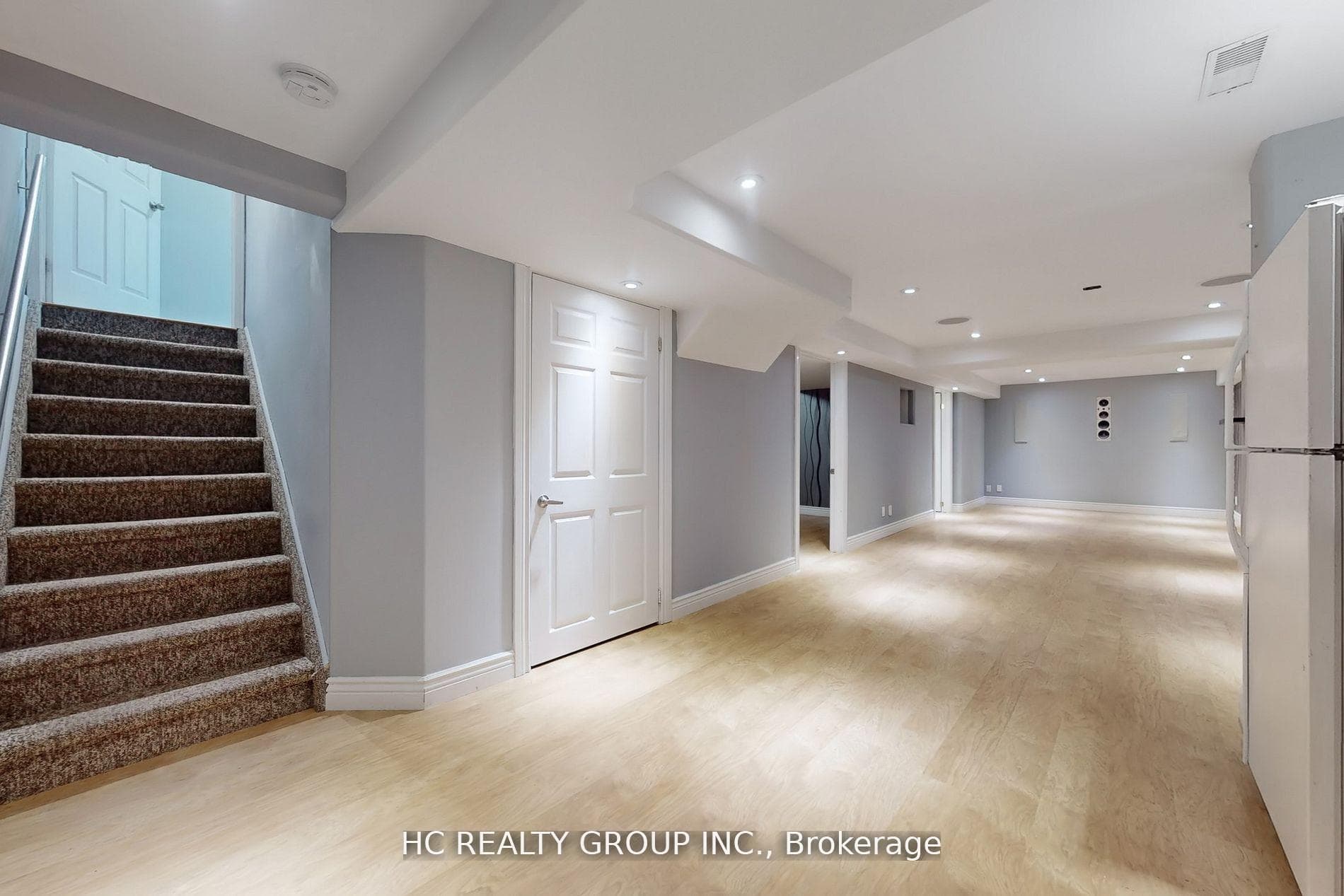 8 Beaumaris Crescent photo 18