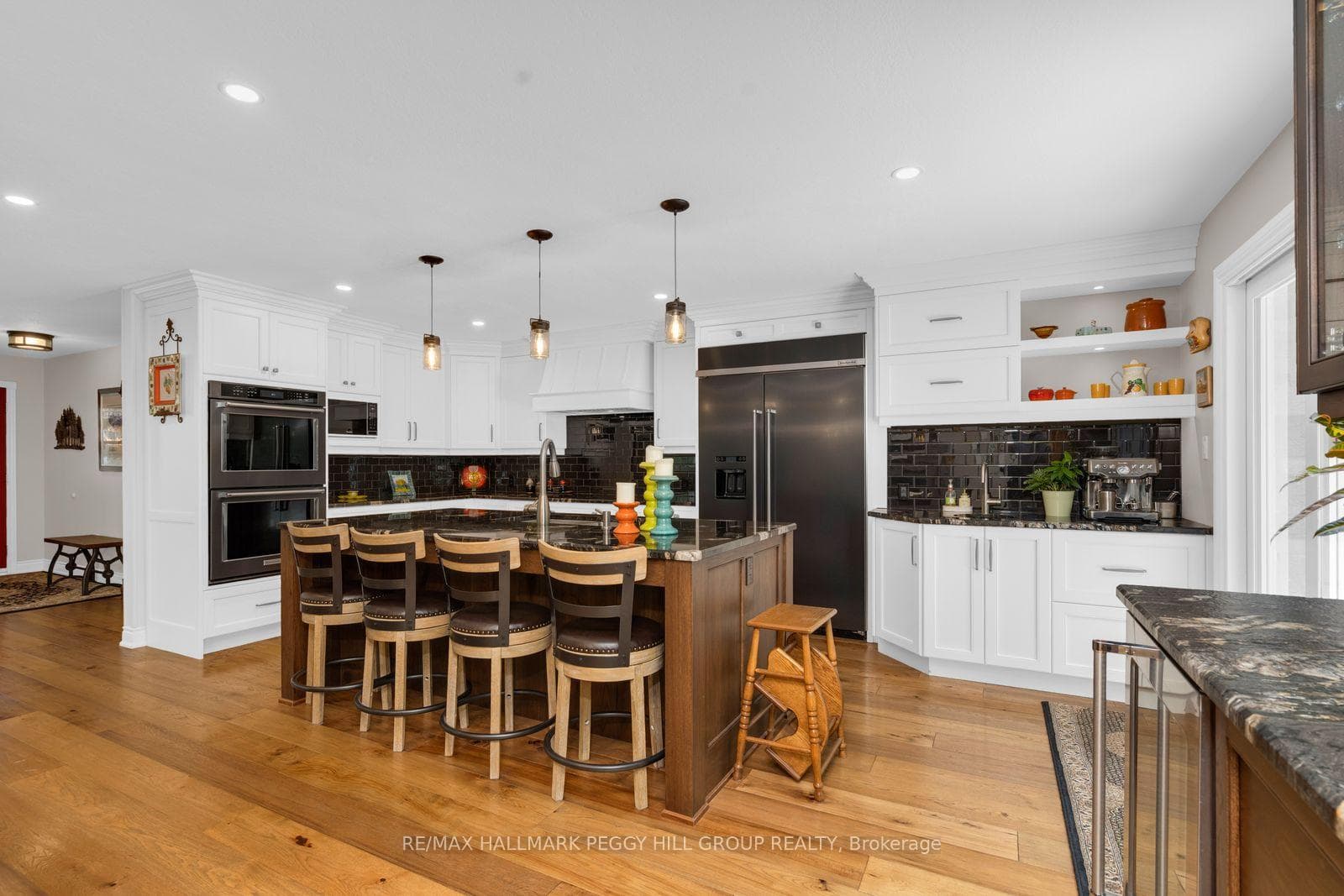 6 Maplehill Drive photo 4